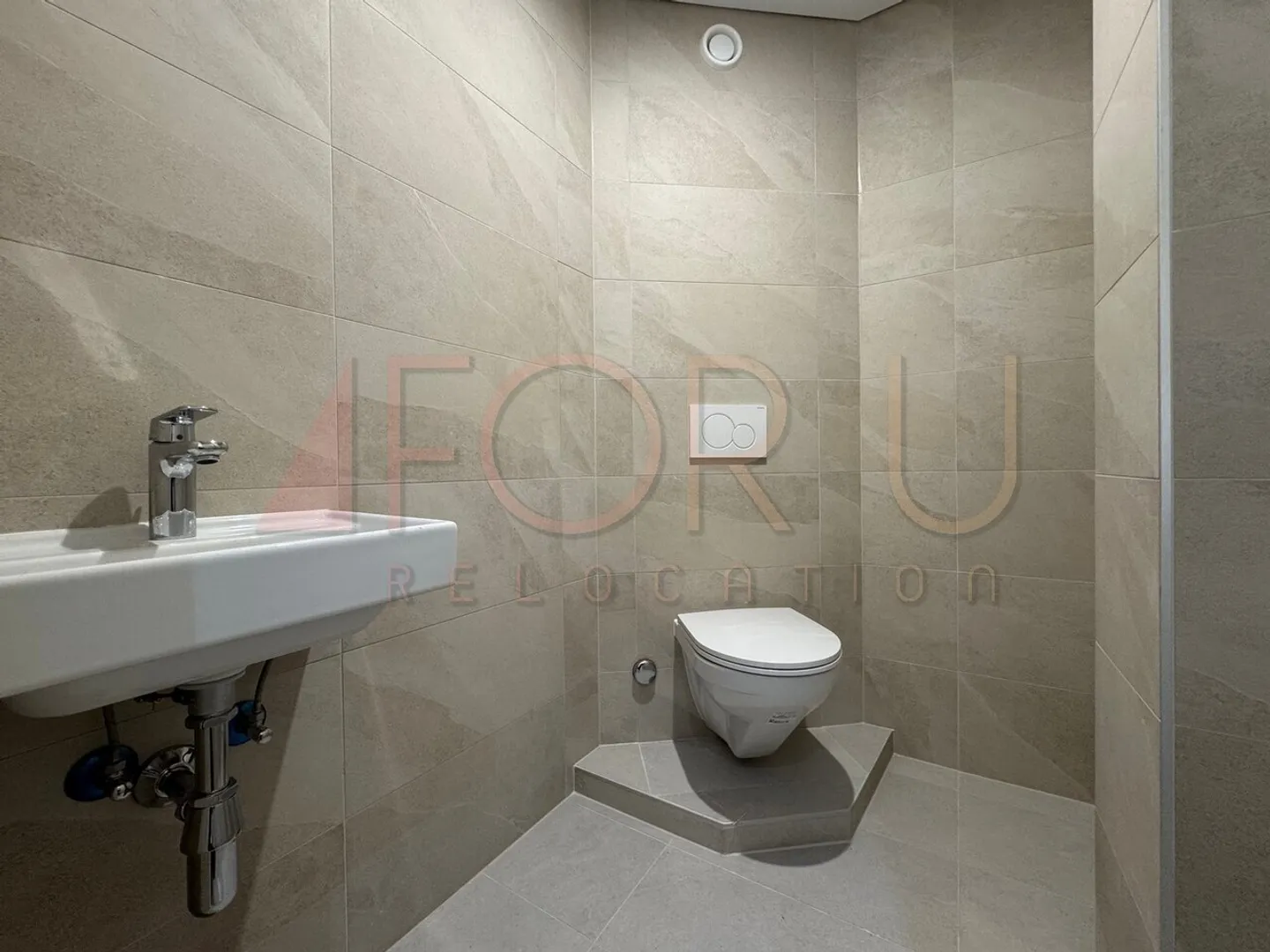 Magnifique penthouse en attique avec 6,5 pièces, neuf, avec 2 terrasses et vue près de l'ONU - Photo 12 sur 12