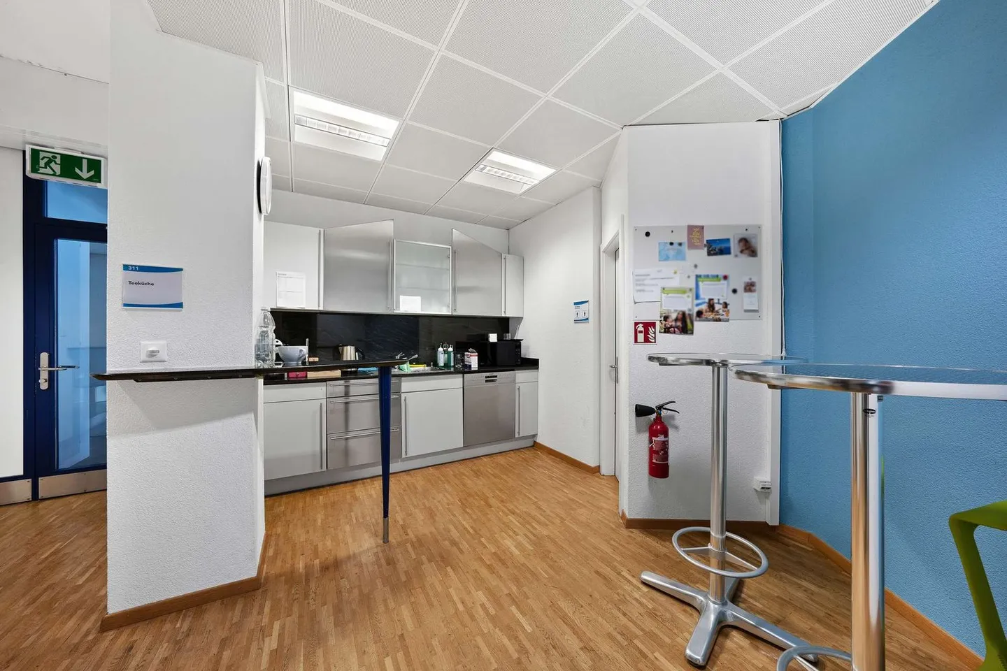 Spazio ufficio centrale con attrezzature moderne a San Gallo - Foto 4 di 8