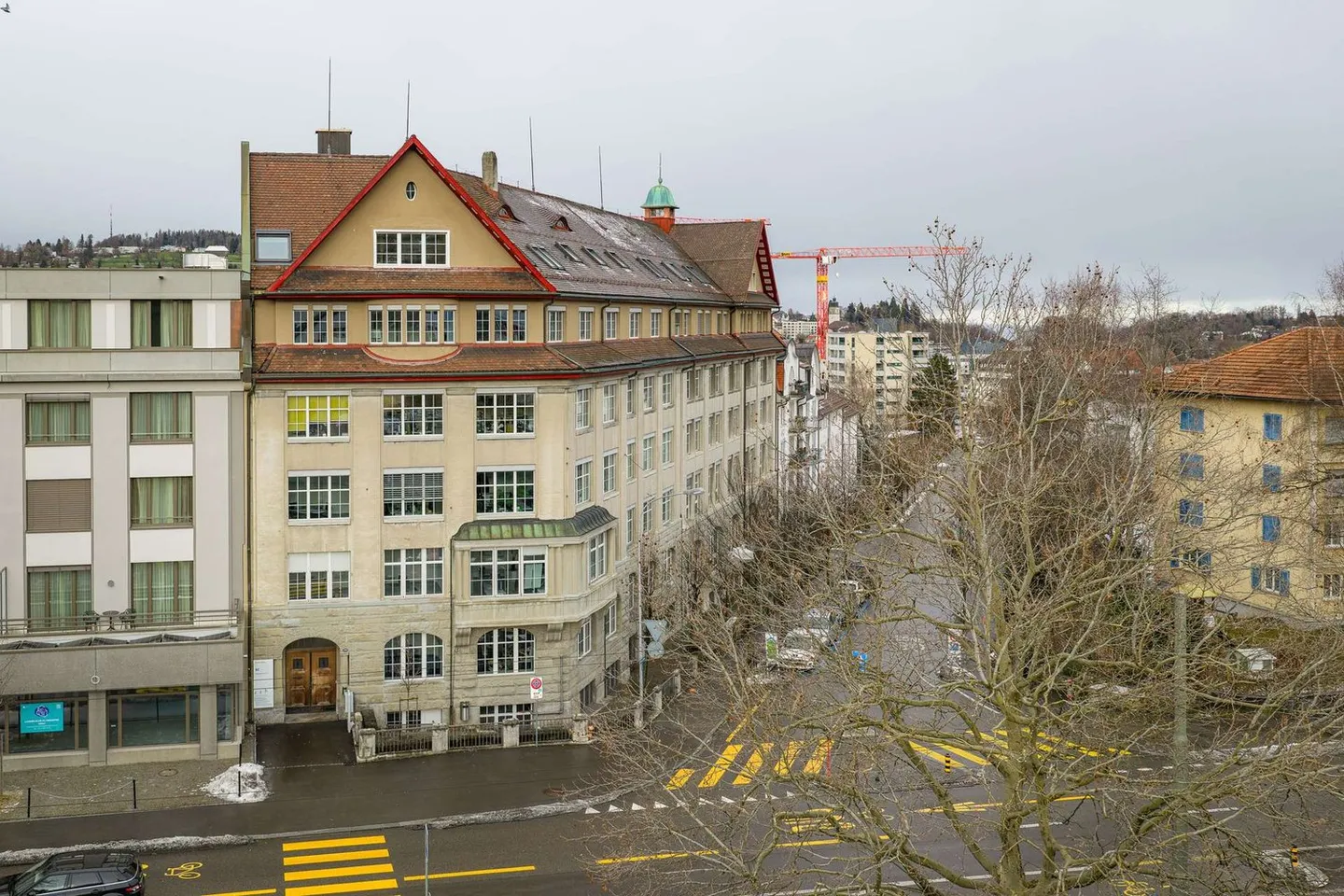 Spazio ufficio centrale con attrezzature moderne a San Gallo - Foto 7 di 8