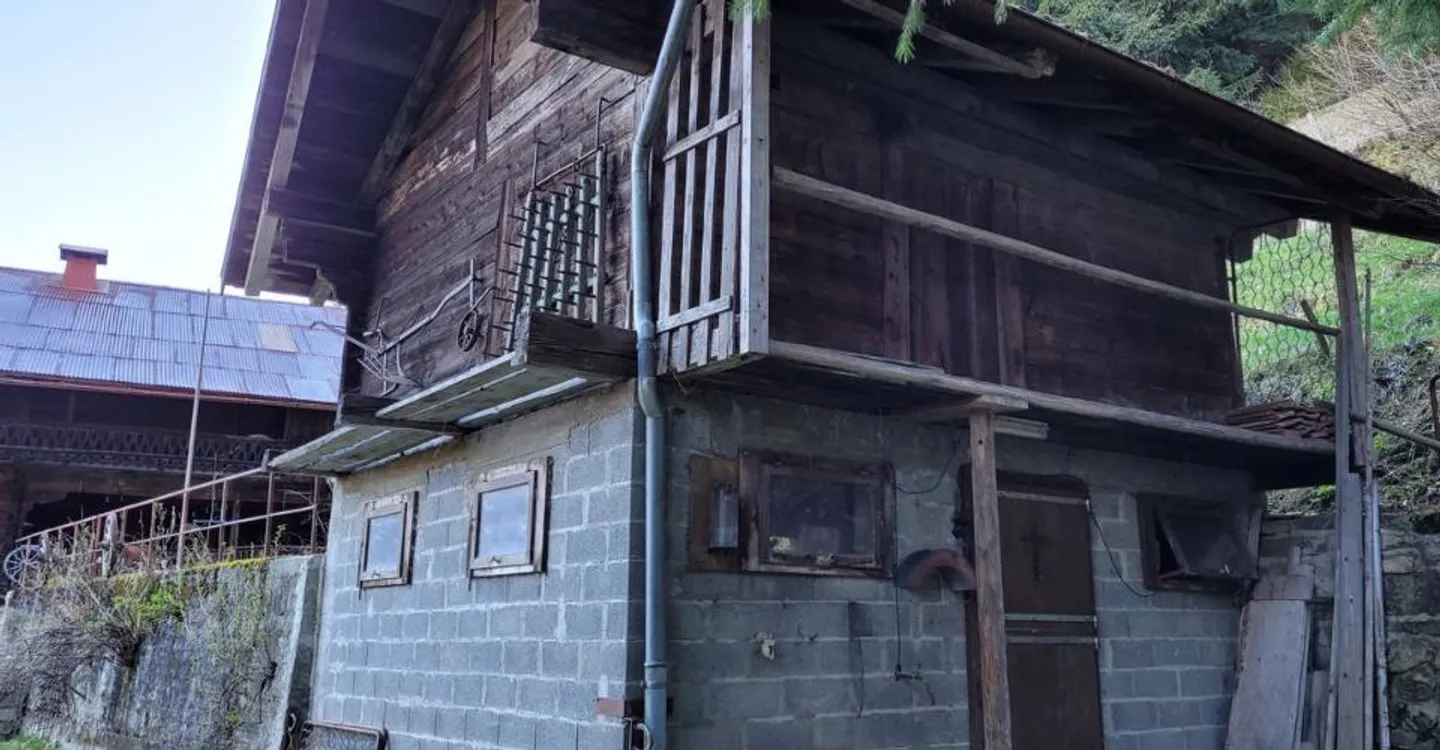Old farmhouse from 1916 in the heart of nature - Val d'Illiez - Photo 7 of 9