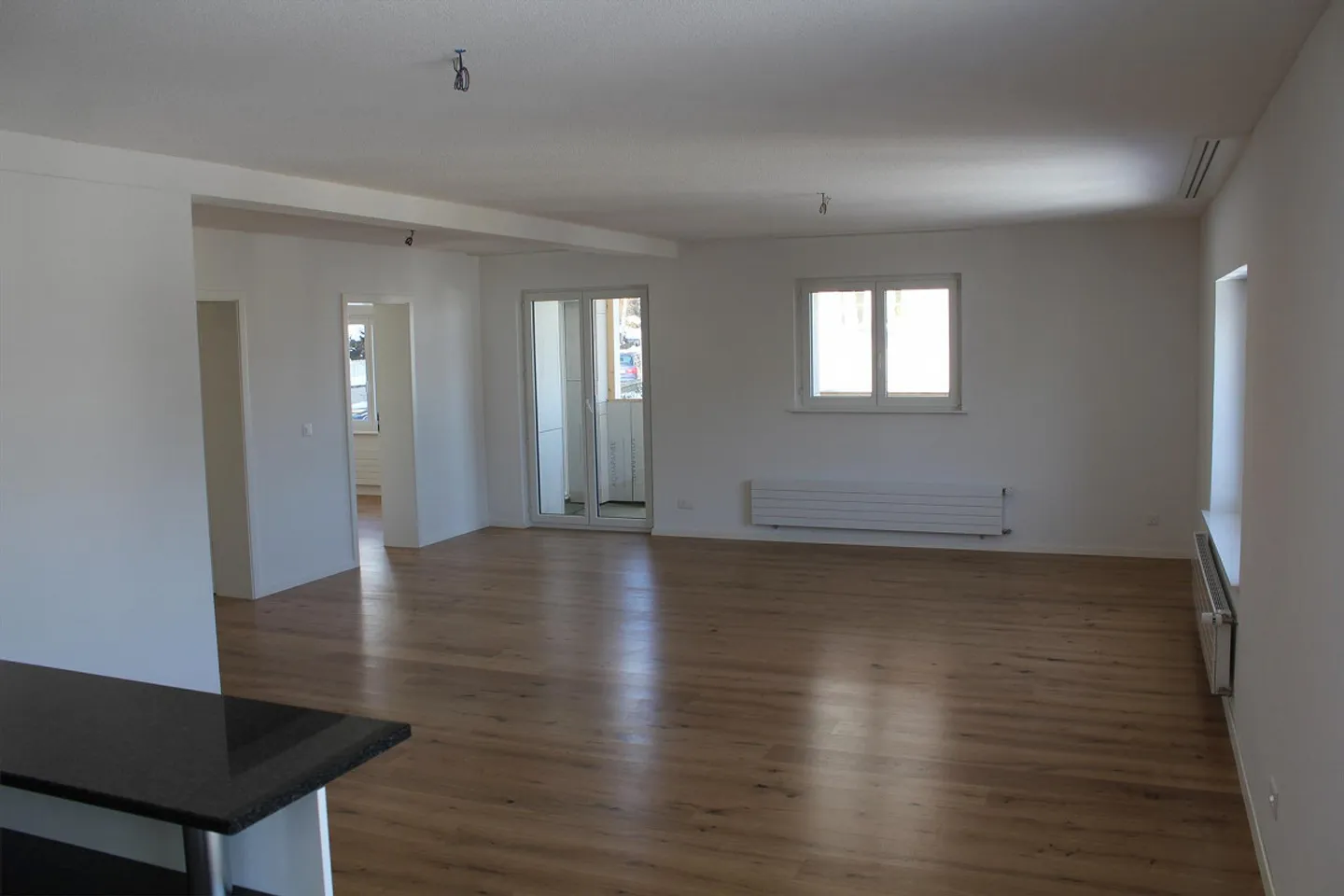 Charming apartment with a wonderful view - Photo 3 of 9