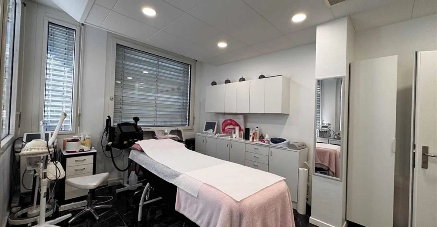 Bureau à louer - Photo 3 sur 9