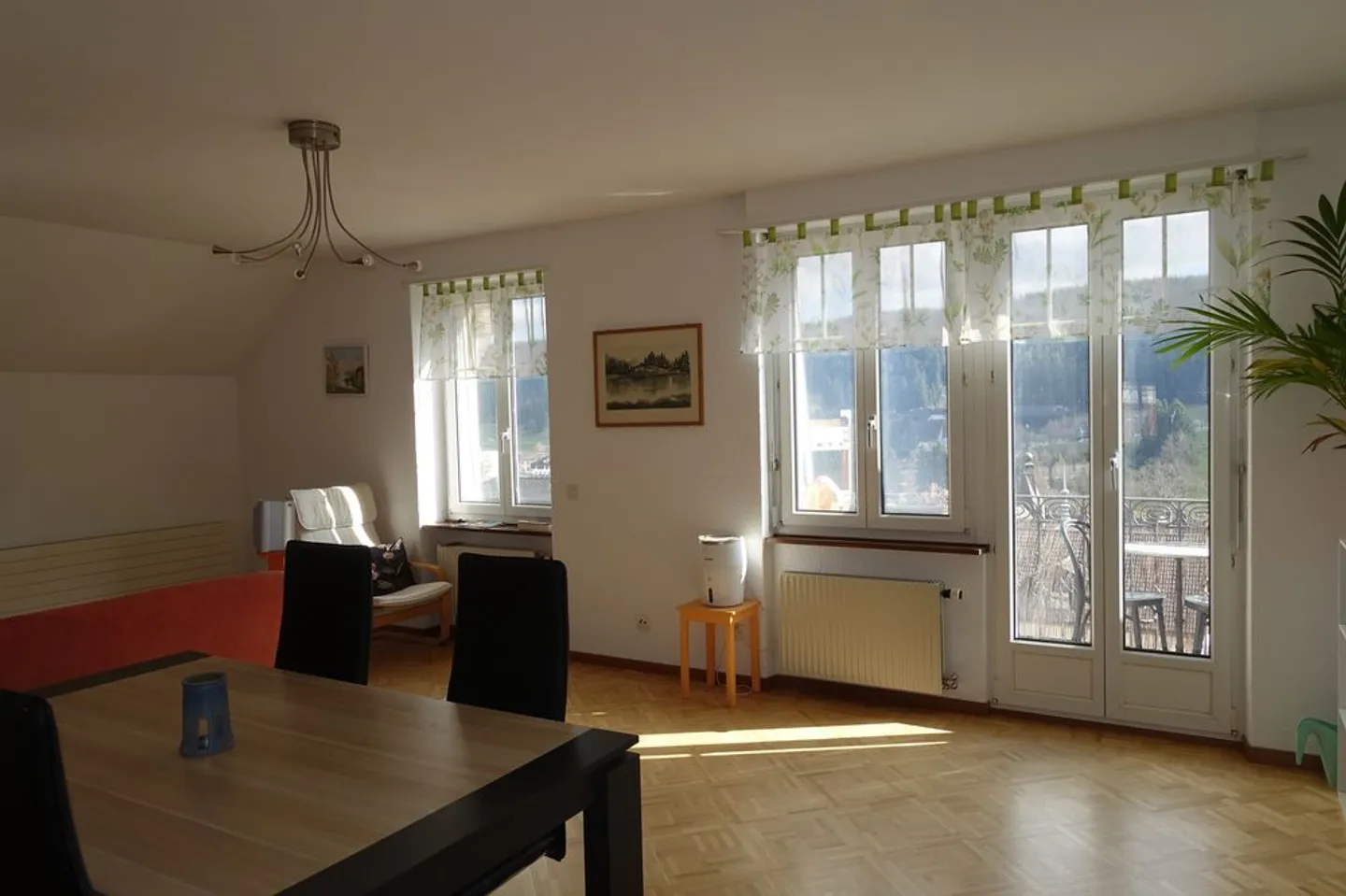 Tramelan - Appartamento luminoso di 3 1/2 stanze - Foto 2 di 10