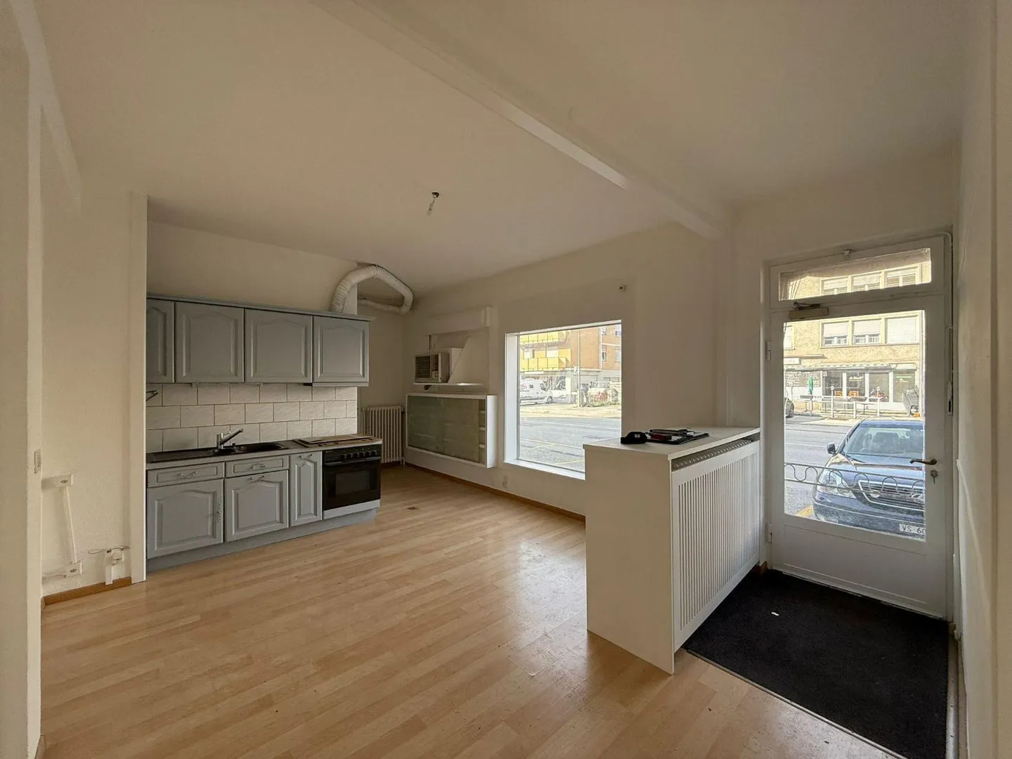 Medical Office 2 Rooms - Photo 3 of 7