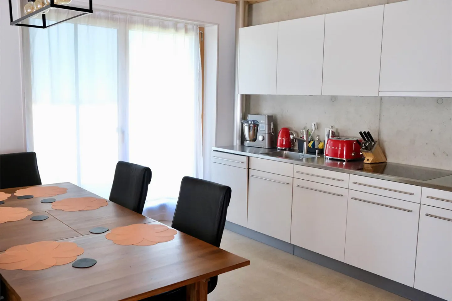 Spacious 5.5-room townhouse – ideal for families, couples & shared flats - Photo 4 of 15