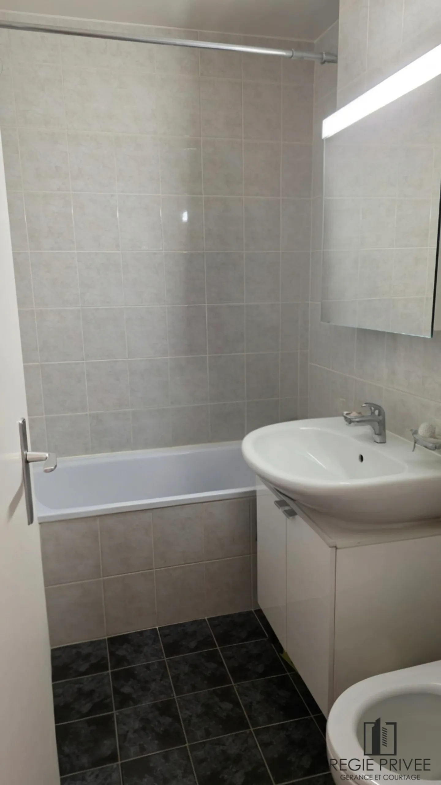 3.5 room apartment with balcony - Photo 8 of 10