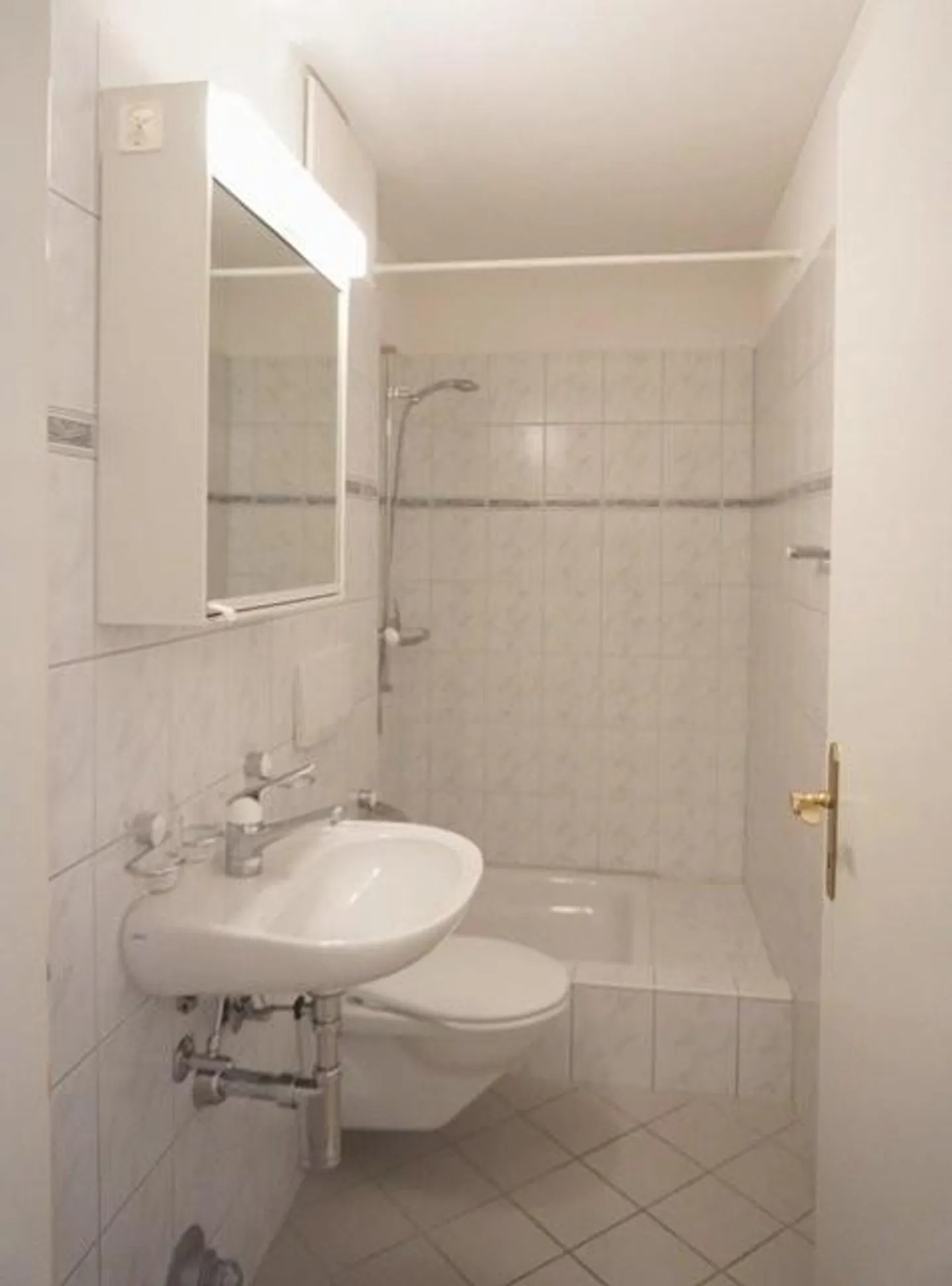 Appartamento duplex con area salotto - Foto 8 di 12