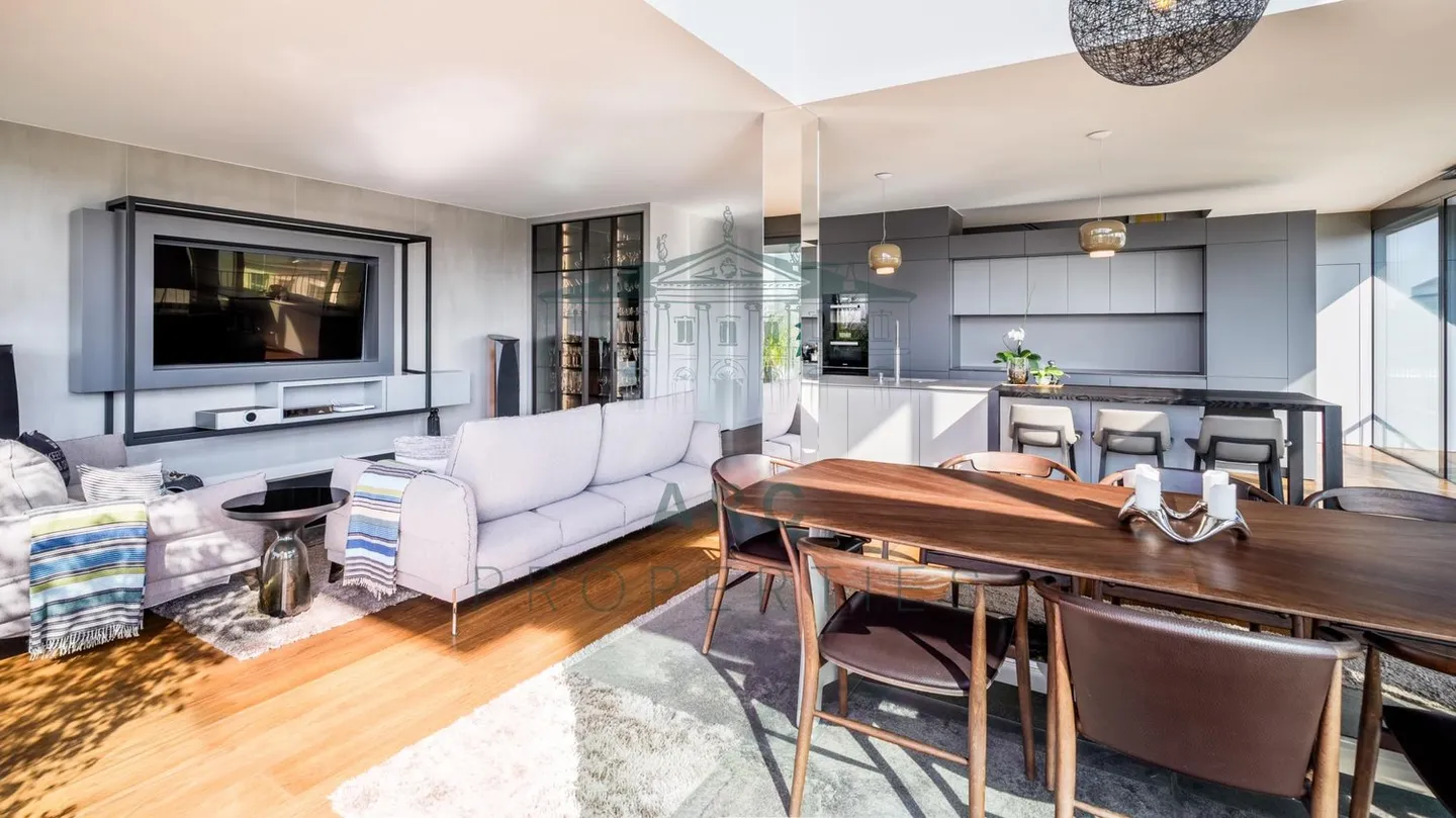 CHARMILLES ? PENTHOUSE TRIPLEX OF EXCEPTIONAL QUALITY WITH PANORAMIC TERRACE - Photo 3 of 6