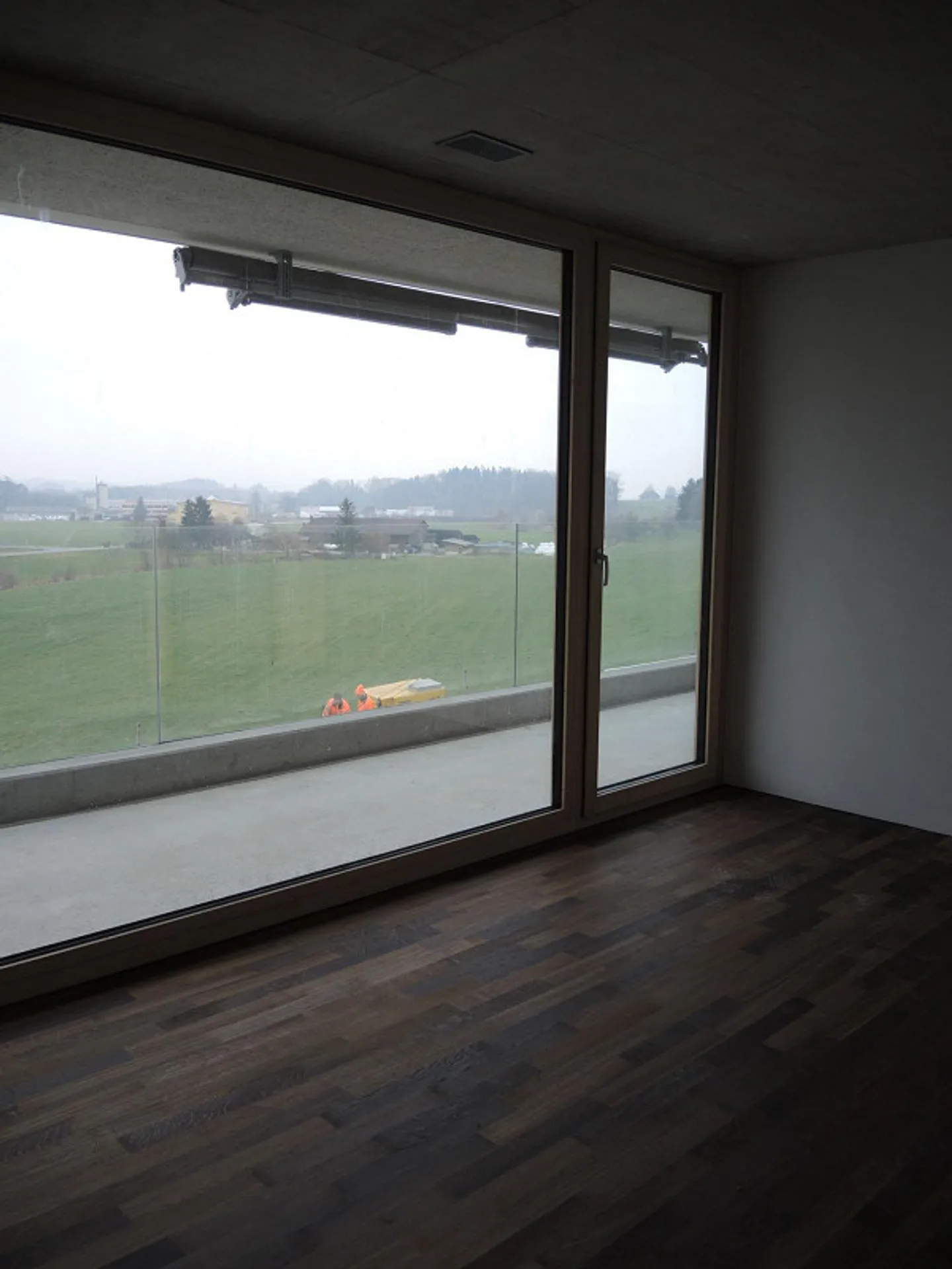 Moderno appartamento di 3,5 stanze vicino al centro con balcone in affitto - Foto 6 di 6