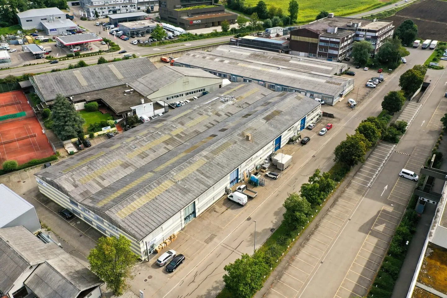 Tout sous un même toit : Production, Commerce, Bureau - Photo 2 sur 5