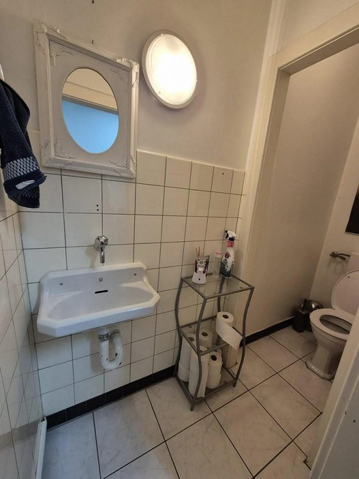 Hair salon for rent near the city center of Sion - Photo 4 of 4