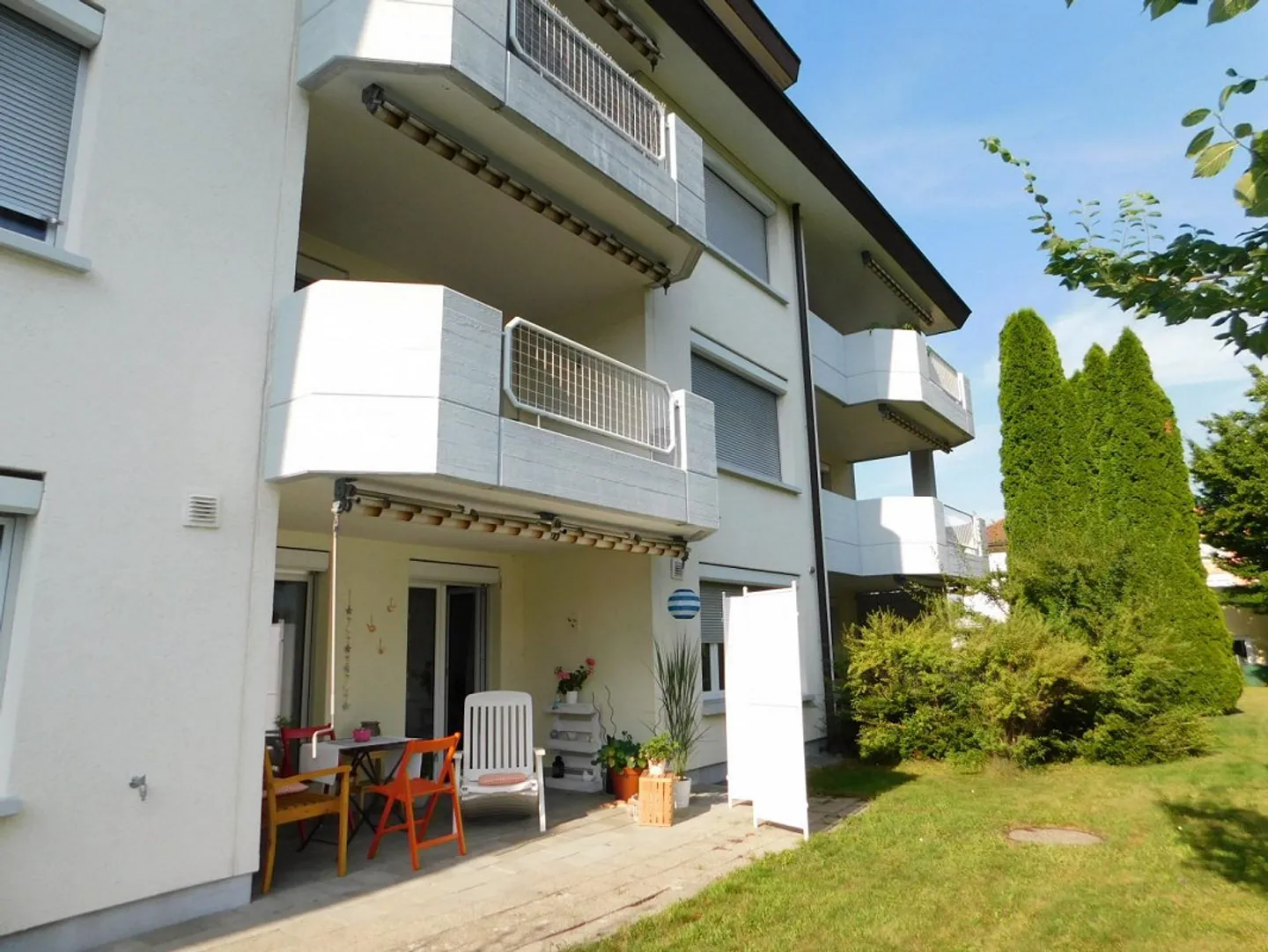 Ideale per te! Appartamento al piano terra di 2,5 locali con patio - Foto 1 di 8