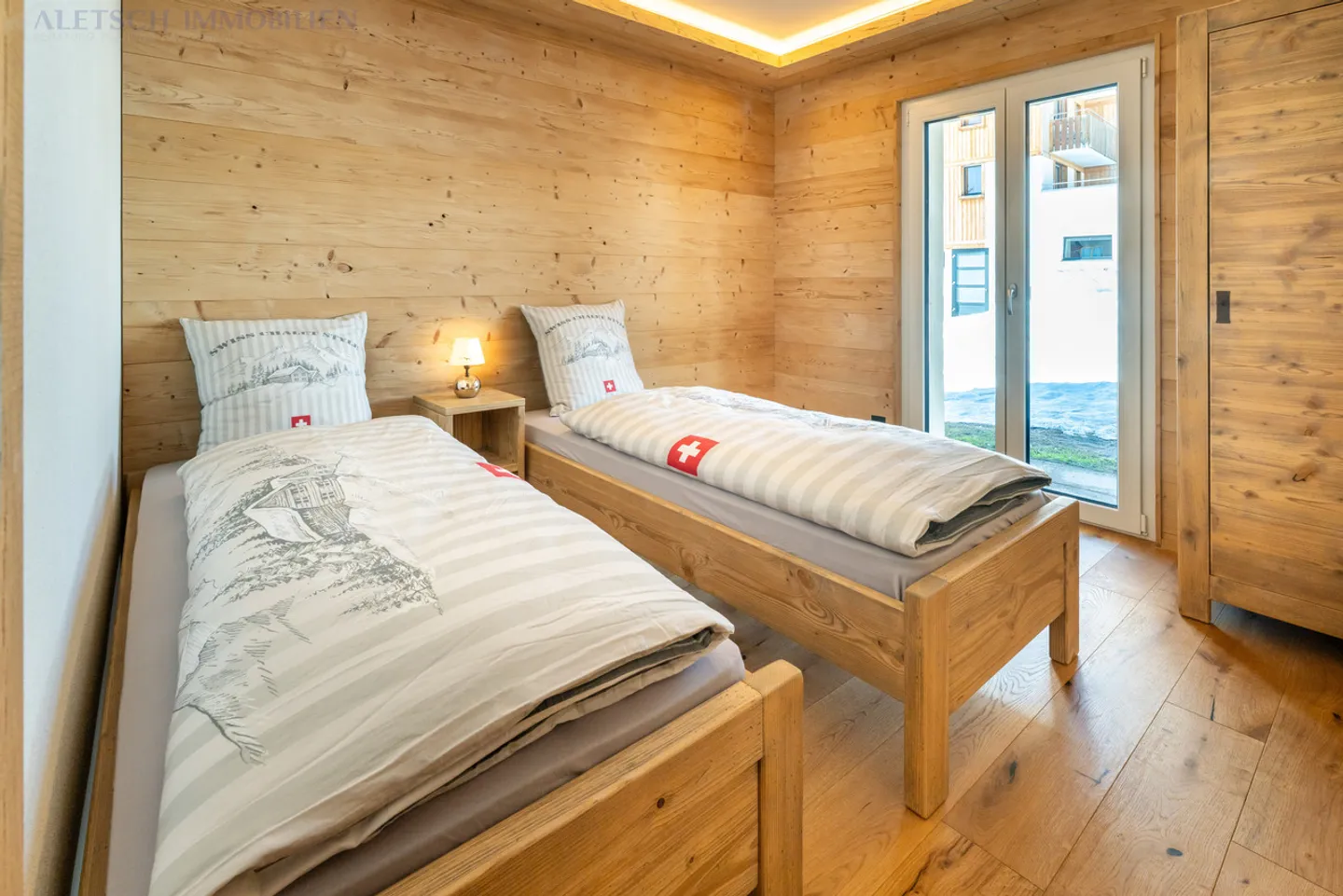 Ski-in/Ski-out Chalet in Aletsch - Photo 3 of 7