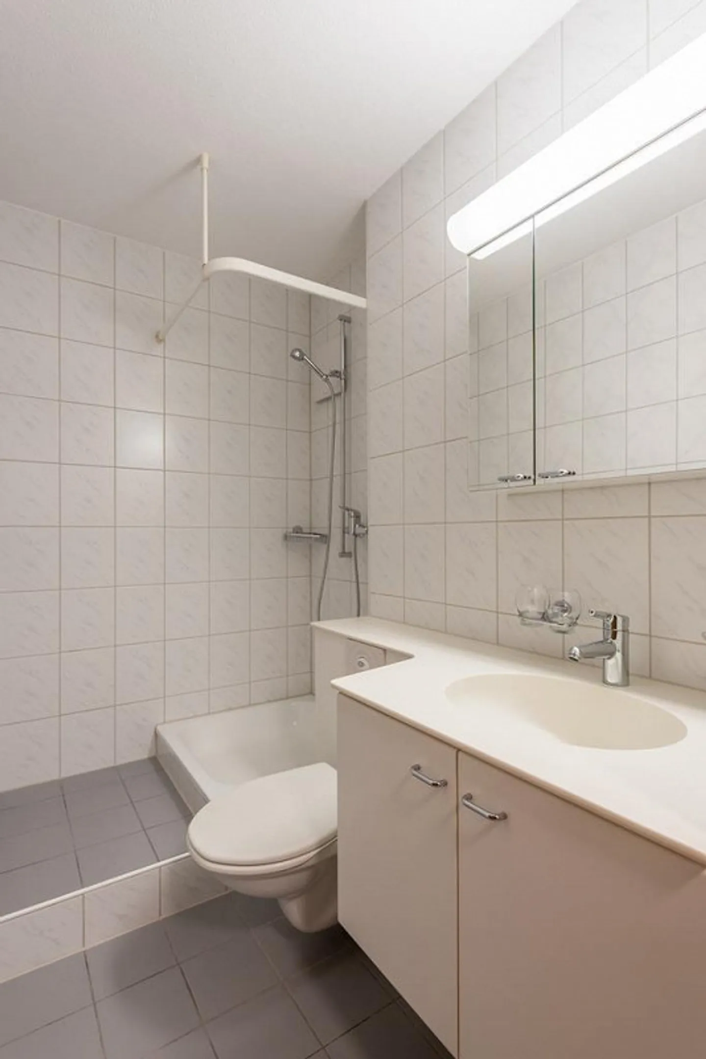 RENT WITHOUT DEPOSIT - central maisonette apartment for connoisseurs - Photo 4 of 9