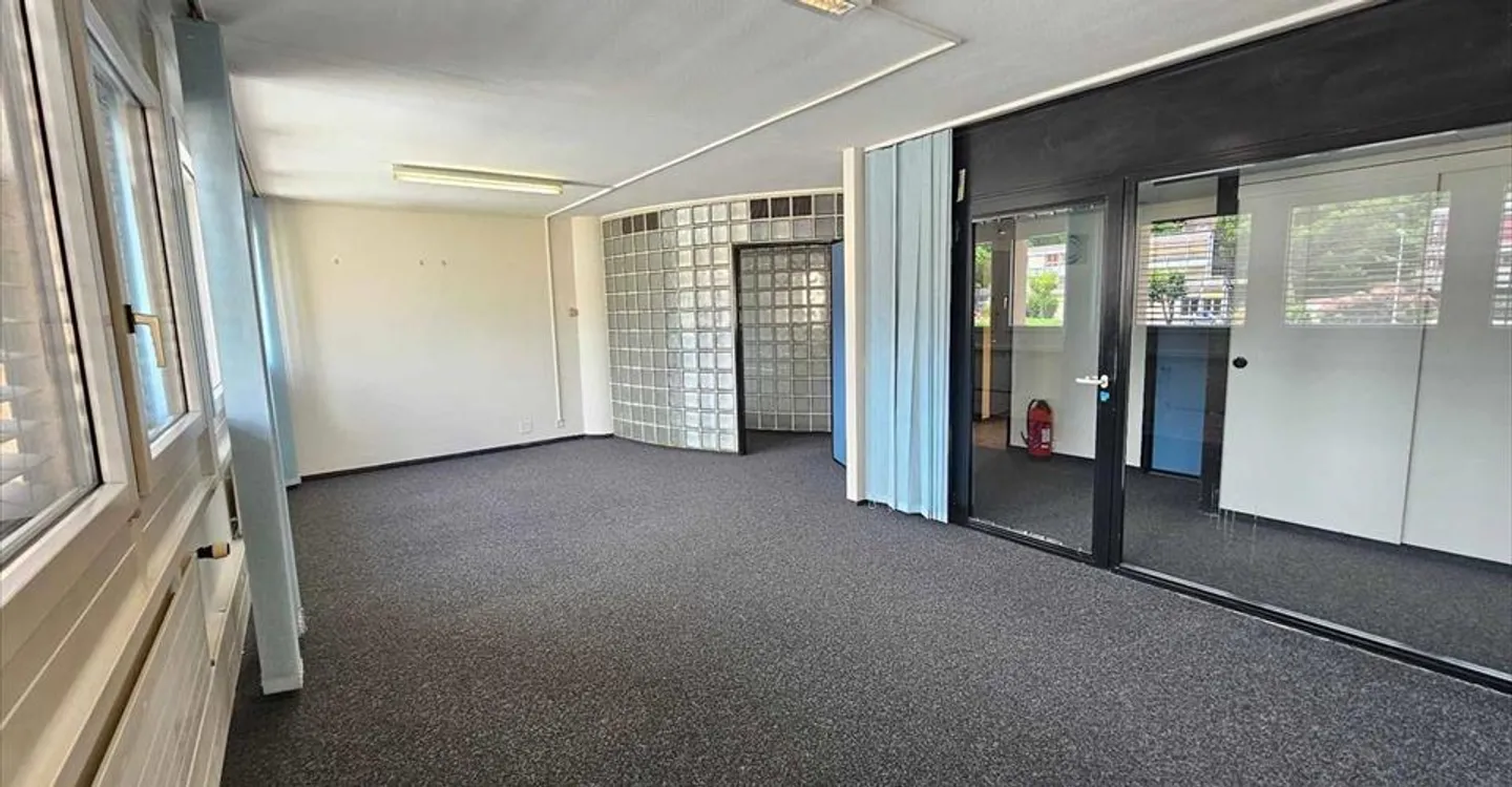 Office space for rent - Photo 8 of 8