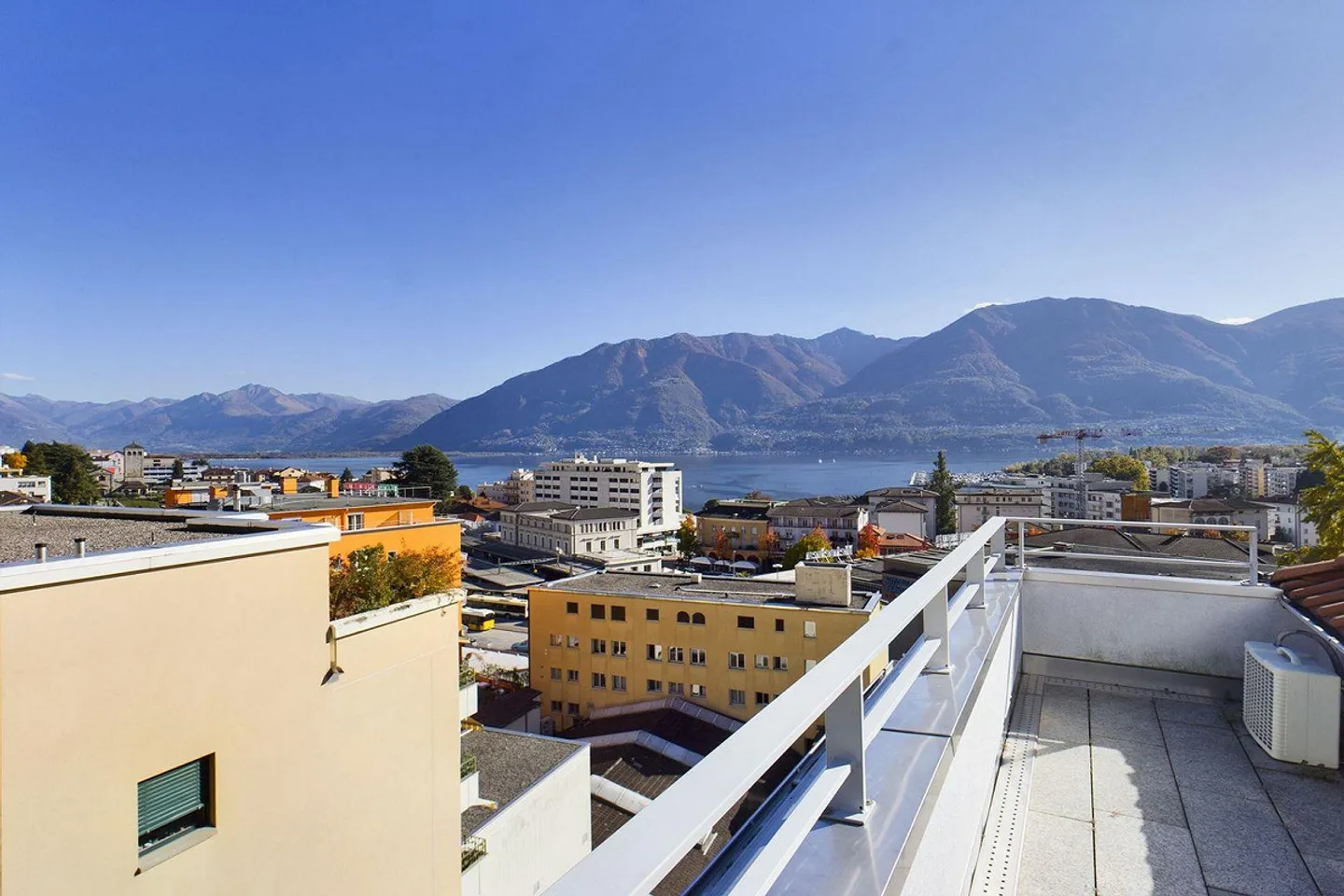 Muralto - Luxury Penthouse in the Noble Villa Balli - Photo 29 of 30