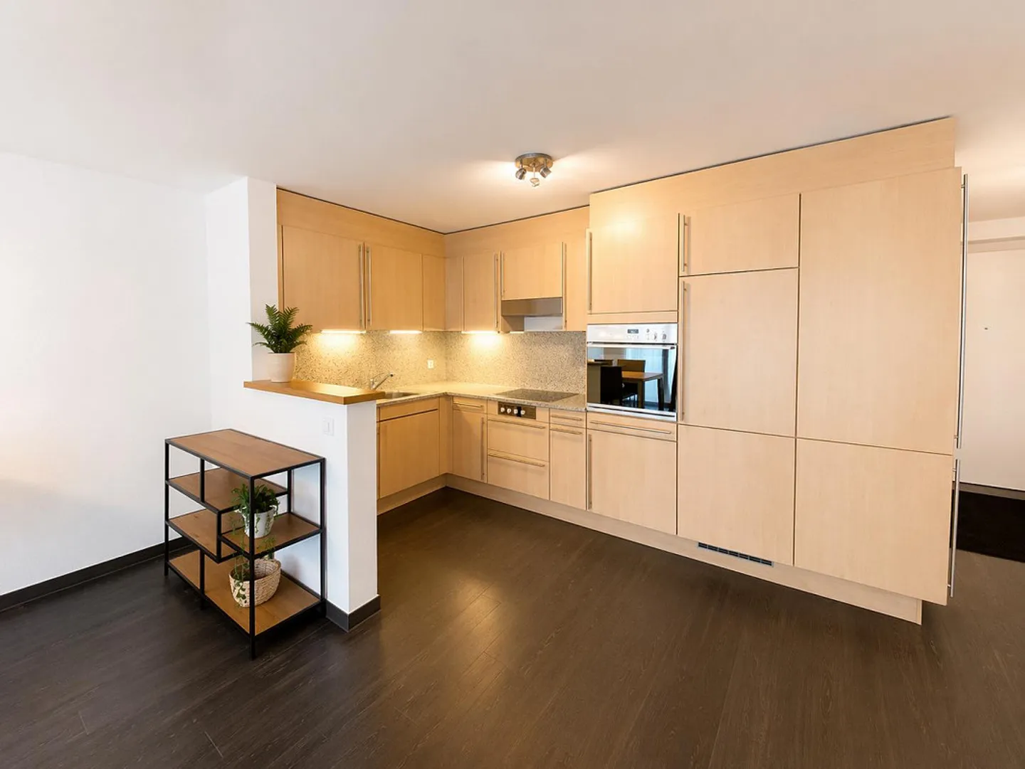 Modern 2.5-room apartment in the heart of Davos - Photo 4 of 8