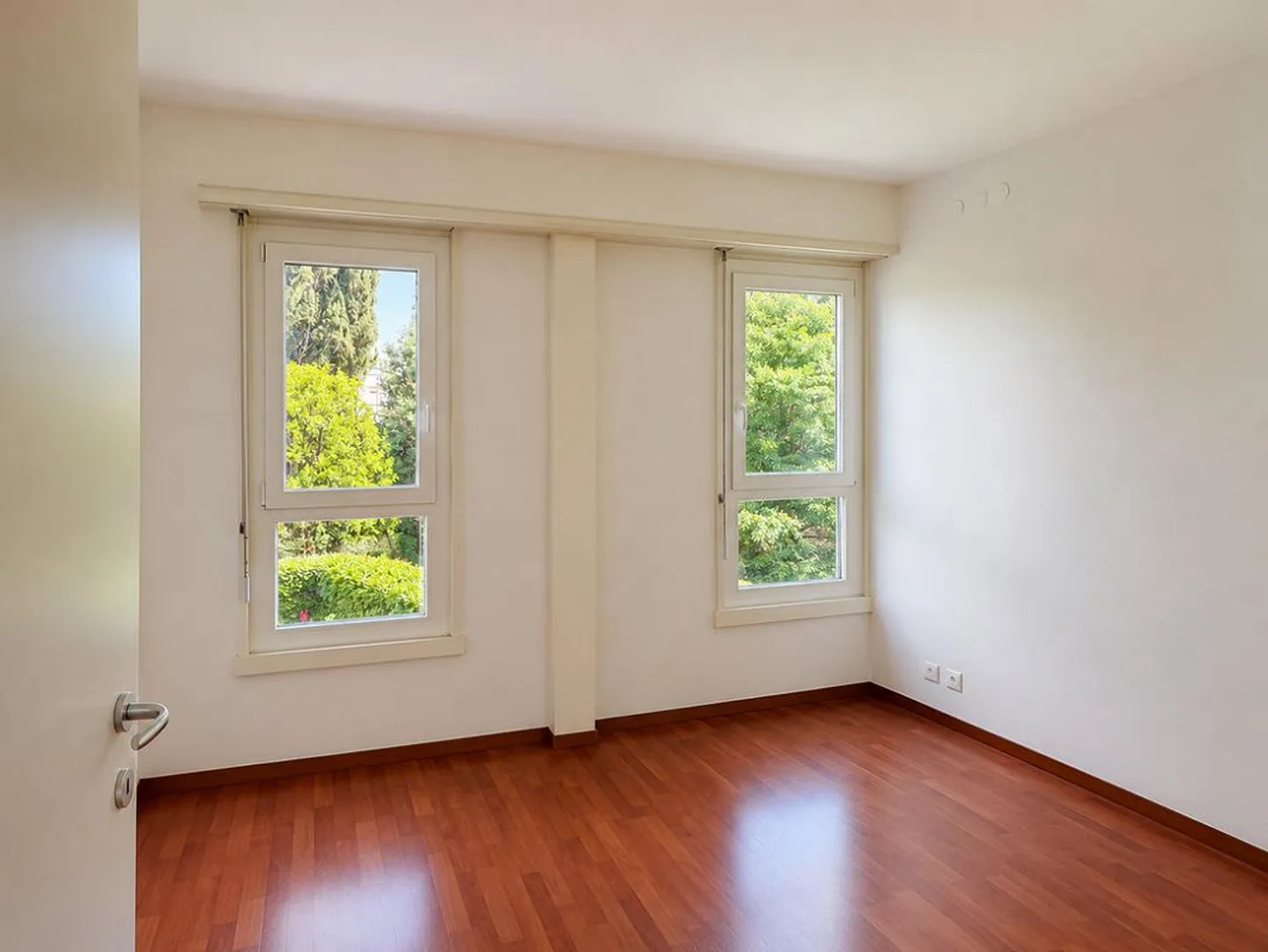 LUGANO - FOR RENT BRIGHT 4.5 ROOMS WITH TERRACE - Photo 6 of 9