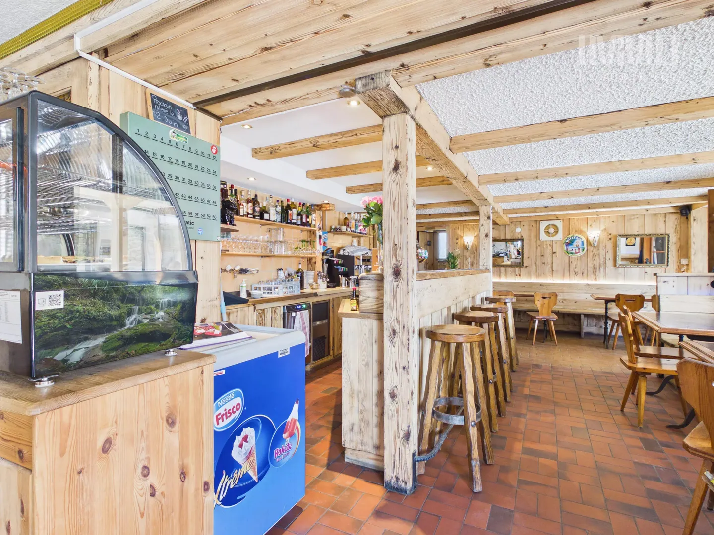 Appartamento Duplex con Caffè-Ristorante - Foto 6 di 33