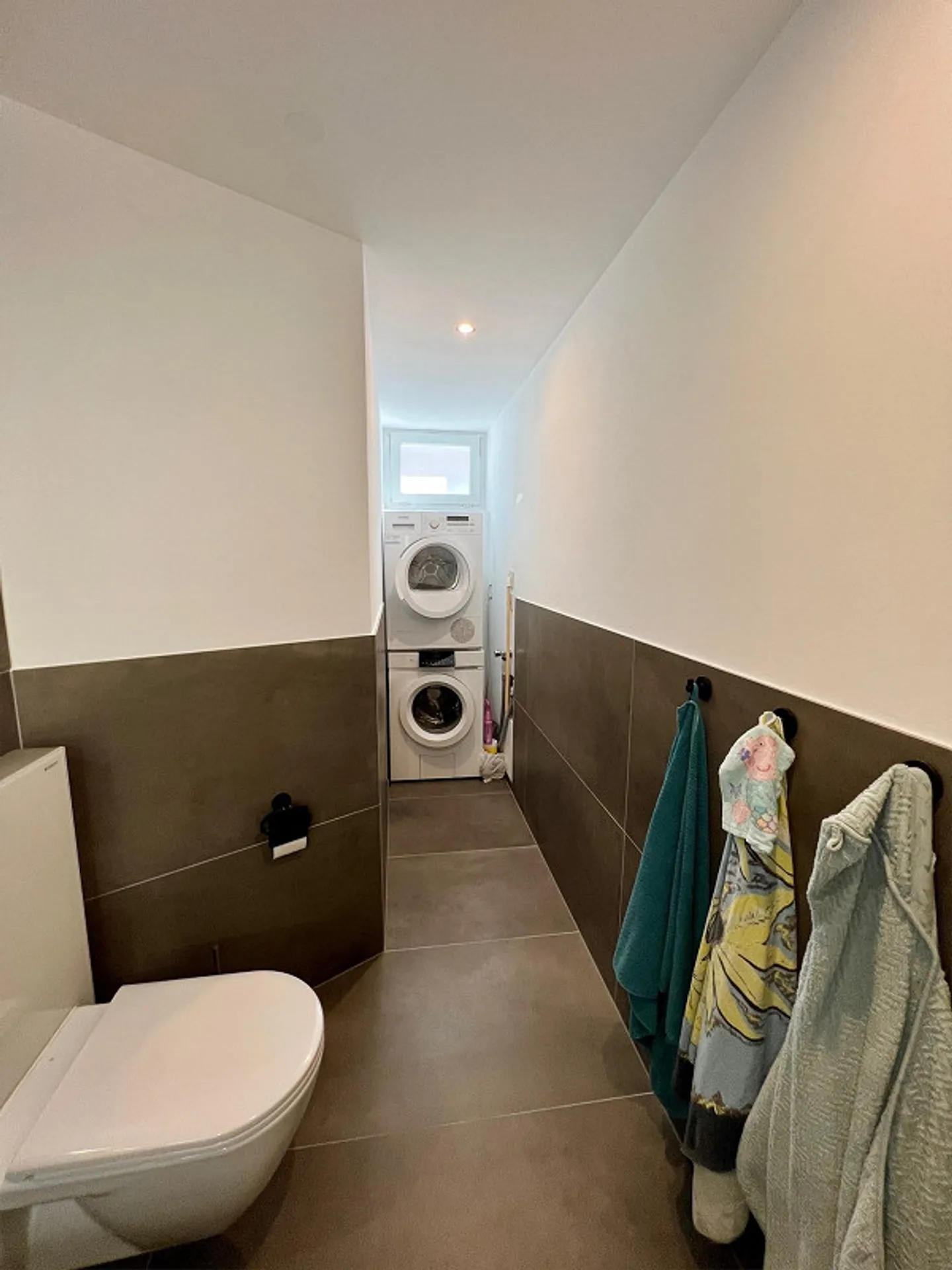 Ampio appartamento ristrutturato di 5,5 stanze con galleria - Foto 15 di 18