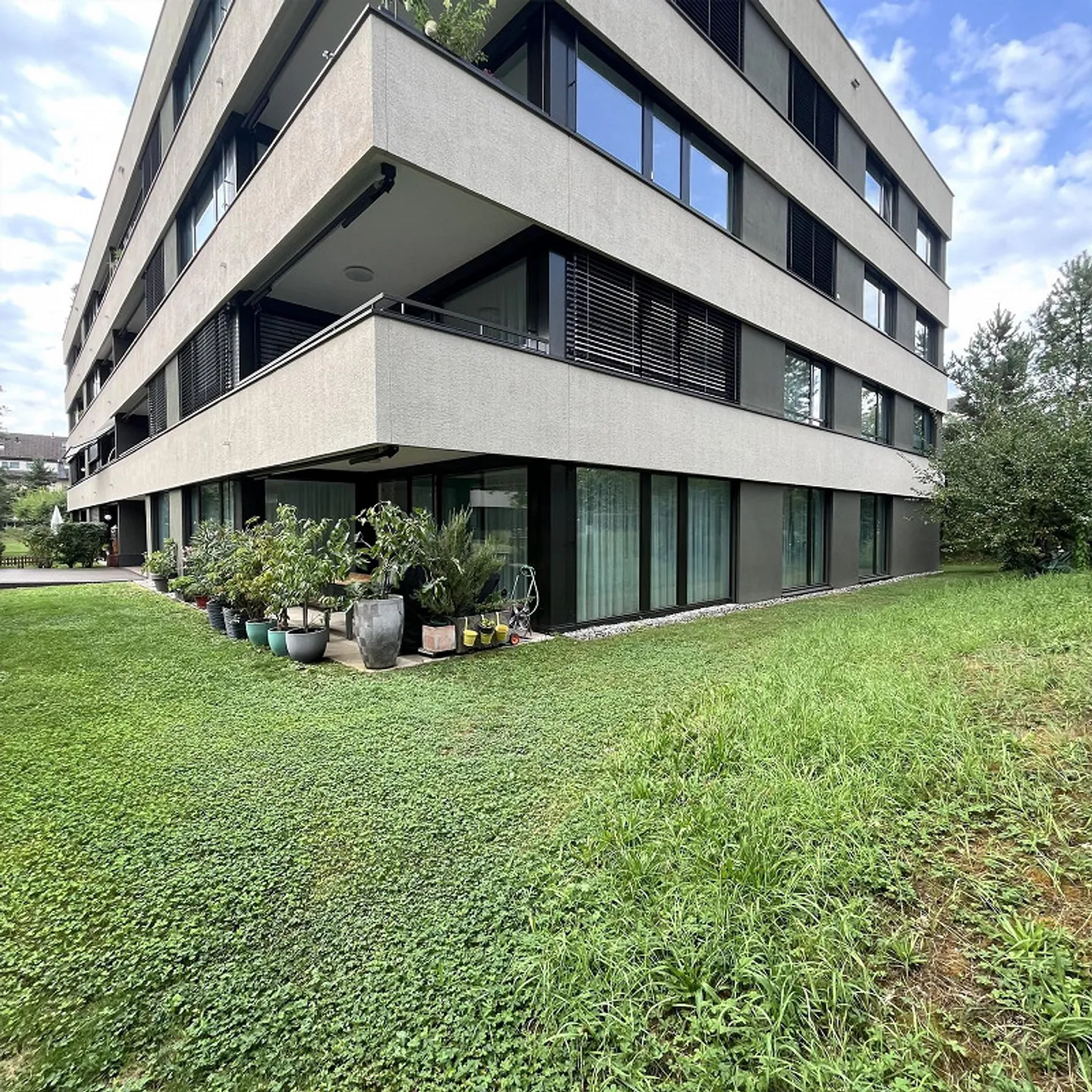 Appartamento 4,5 stanze nel cuore di Reinach. - Foto 9 di 9