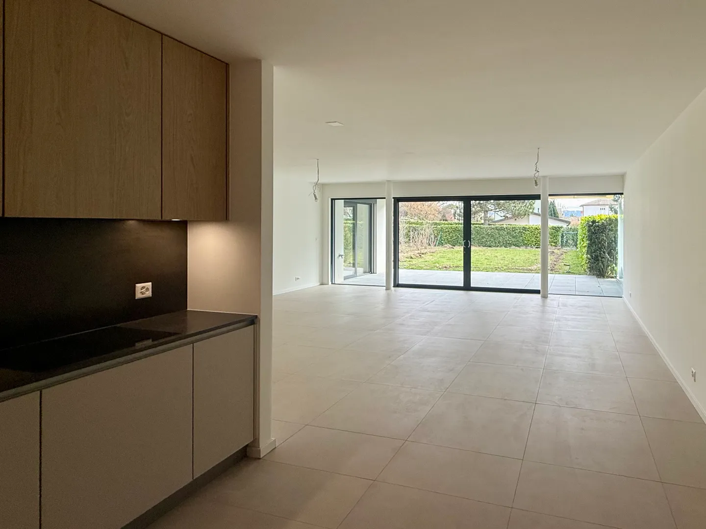 Appartamento di Lusso con Giardino - Foto 2 di 8