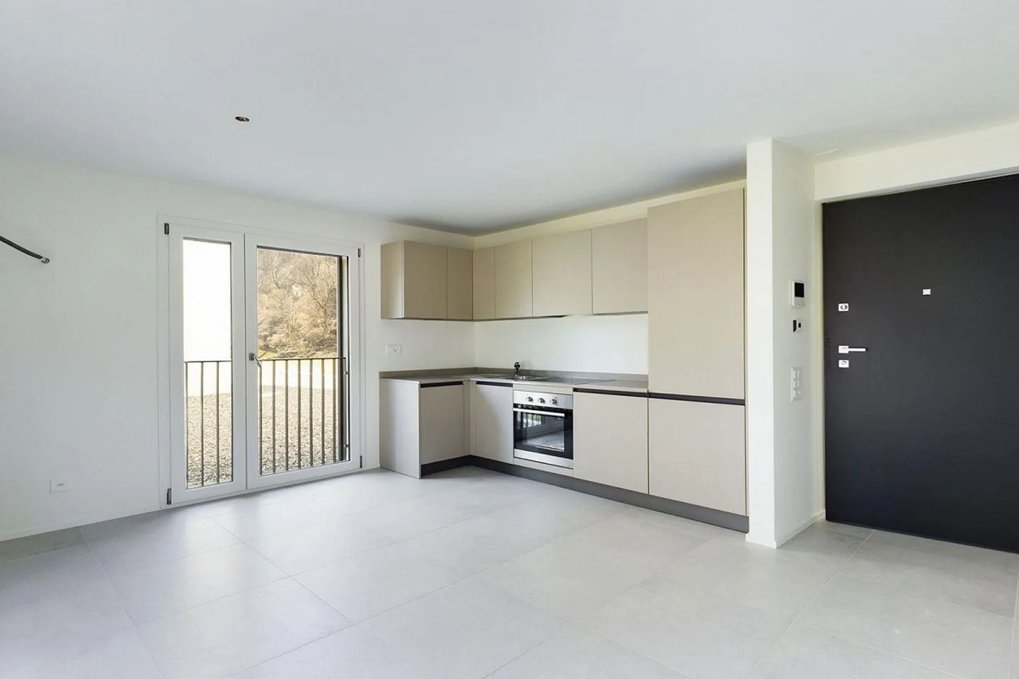 Modern apartment immersed in nature with splendid terrace - ... - Photo 5 of 14