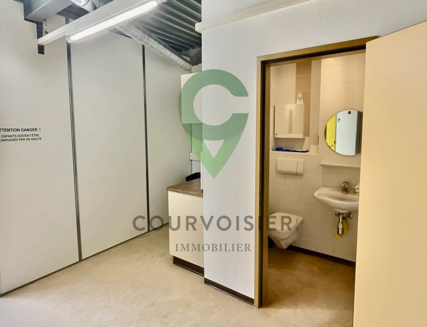 Espace Commercial à Aubonne - Photo 7 sur 11