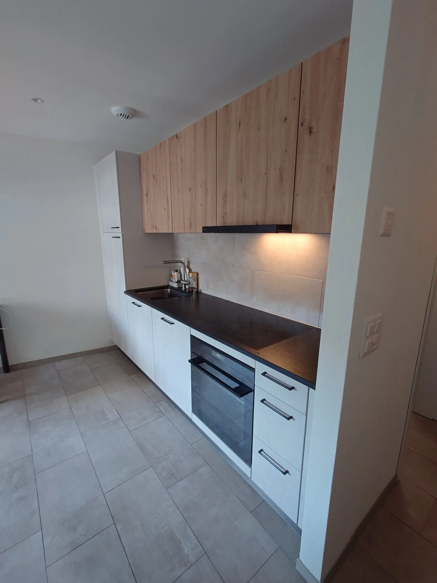 Furnished Apartment - Photo 4 of 9