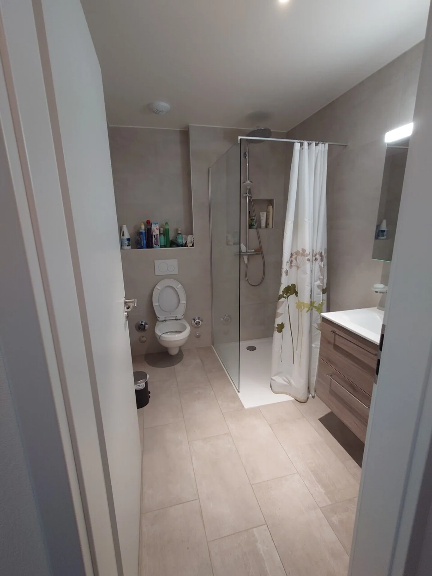 Furnished Apartment - Photo 6 of 9