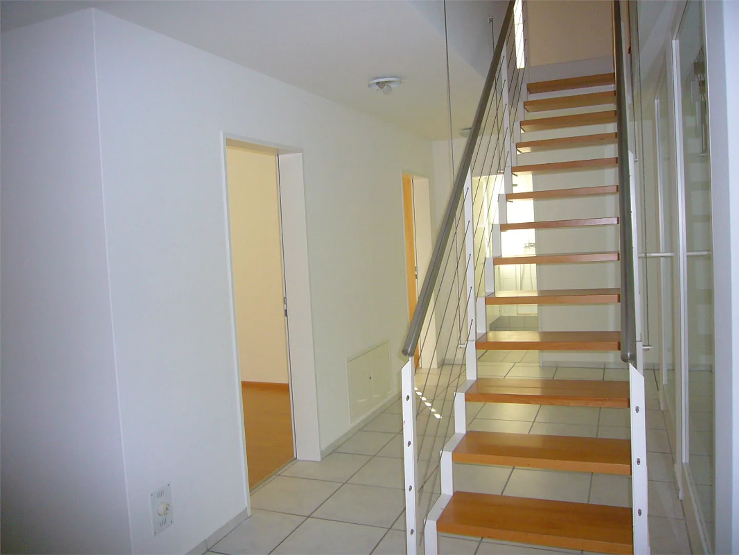 Beautiful 5.5 Maisonette Garden Apartment in Riehen - Photo 5 of 8