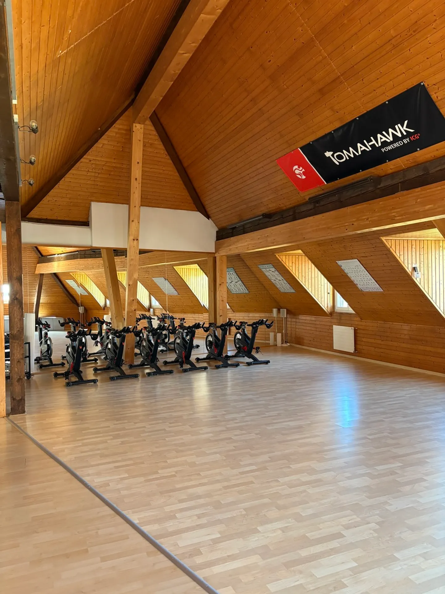 Office space for rent - Photo 1 of 4