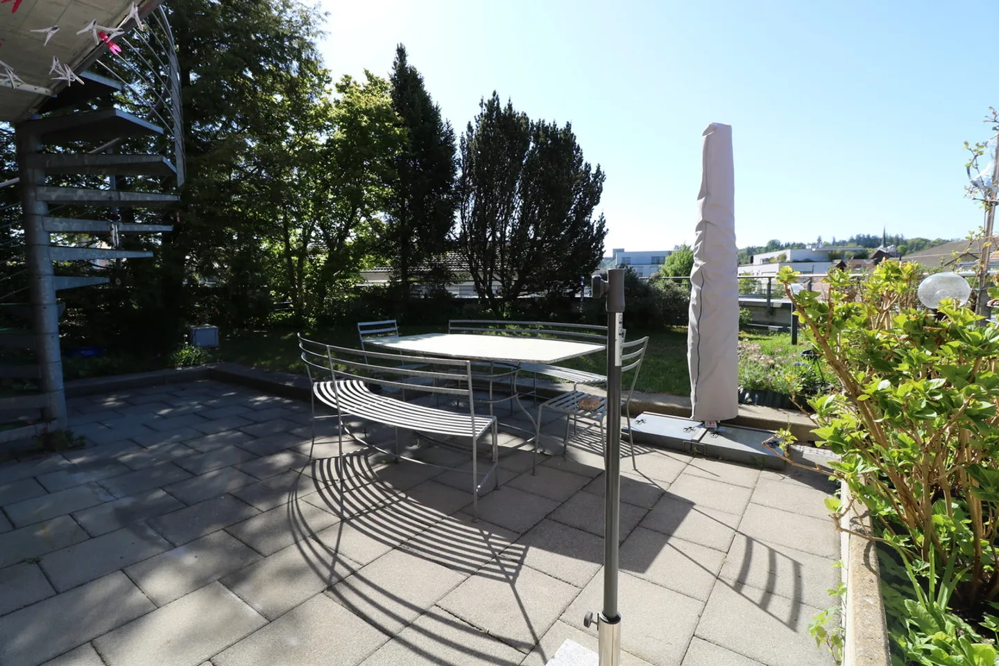 Duplex 5 1/2 pièces avec superbe terrasse sur le toit - Photo 10 sur 11