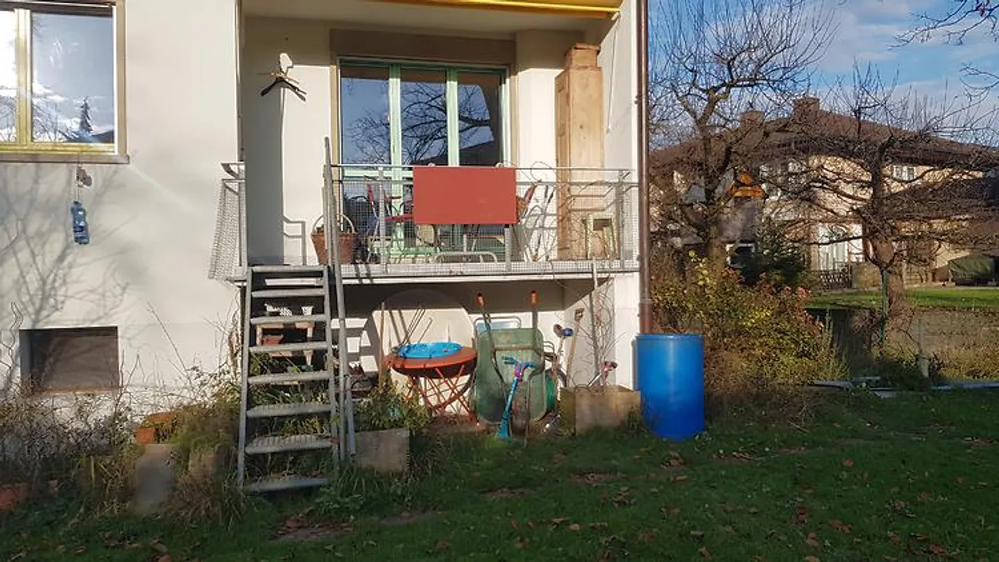 APPARTAMENTO DI 4 LOCALI A NIDAU (BE), ARREDATO, TEMPORANEO - Foto 9 di 10