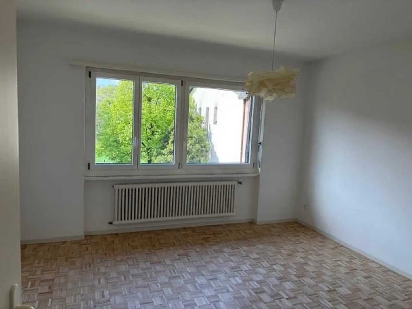 À LOUER APPARTEMENT SPACIEUX ET LUMINEUX PROCHE DES PRINCIPAUX SERVICES - Photo 9 sur 11