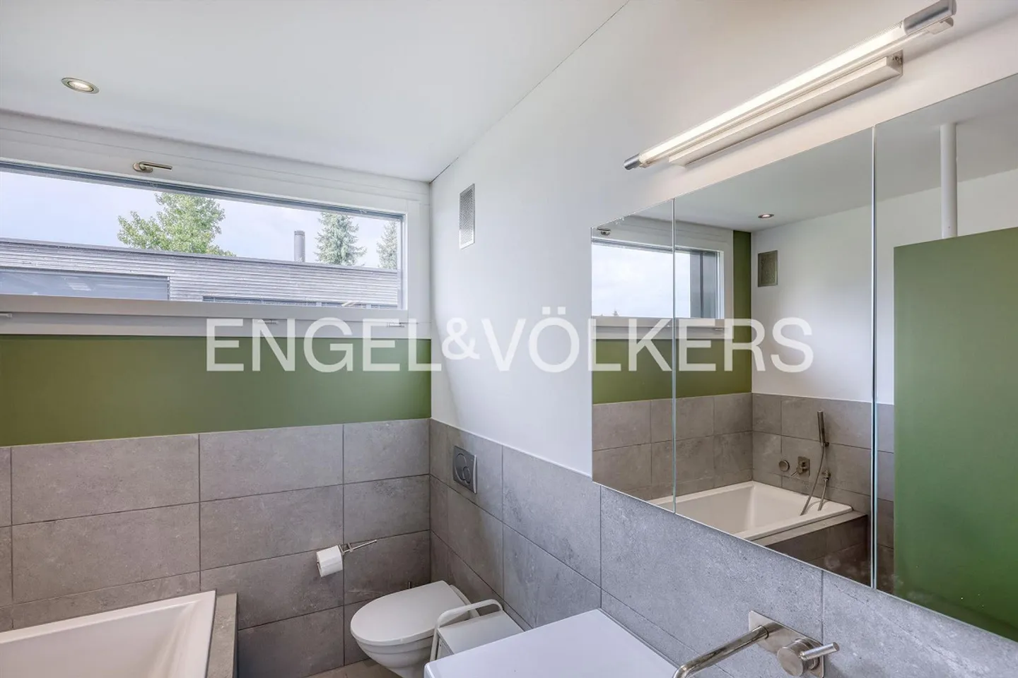 Spacious. Bright. Stylish. - Photo 6 of 7