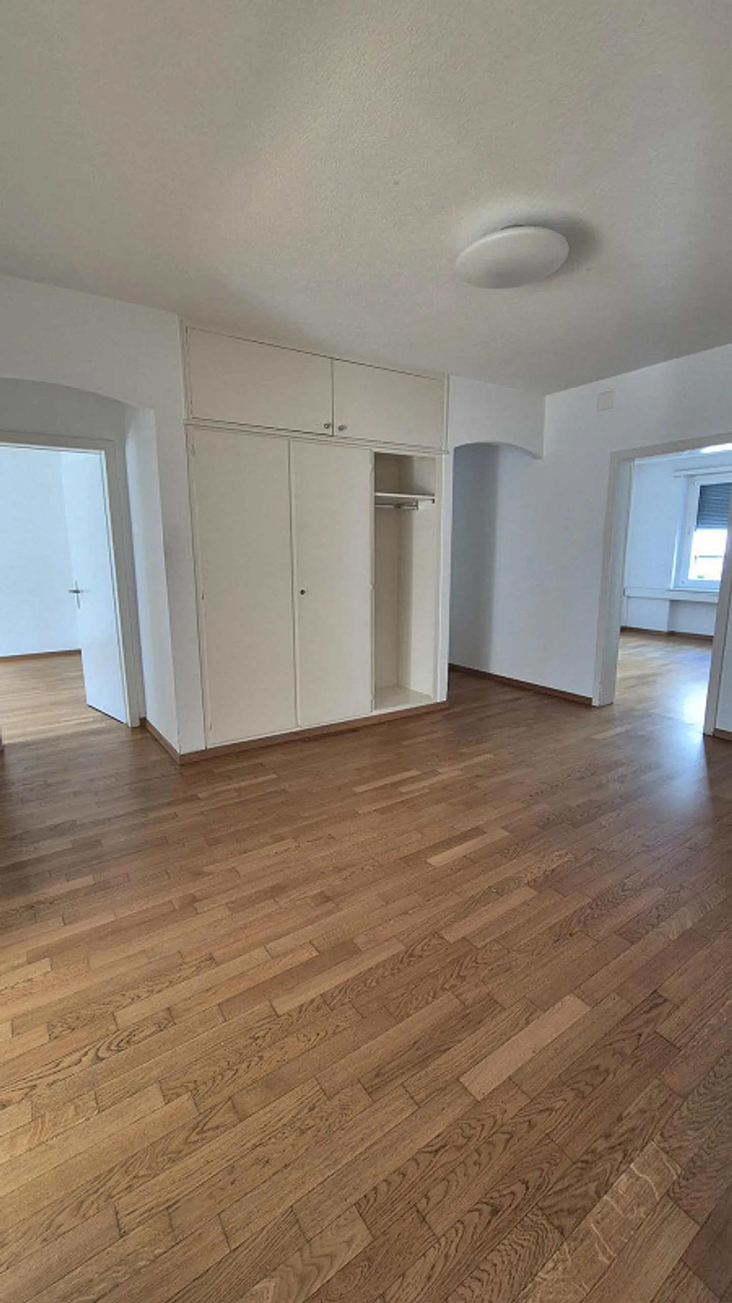 5.5-room apartment in the city center - Photo 3 of 6