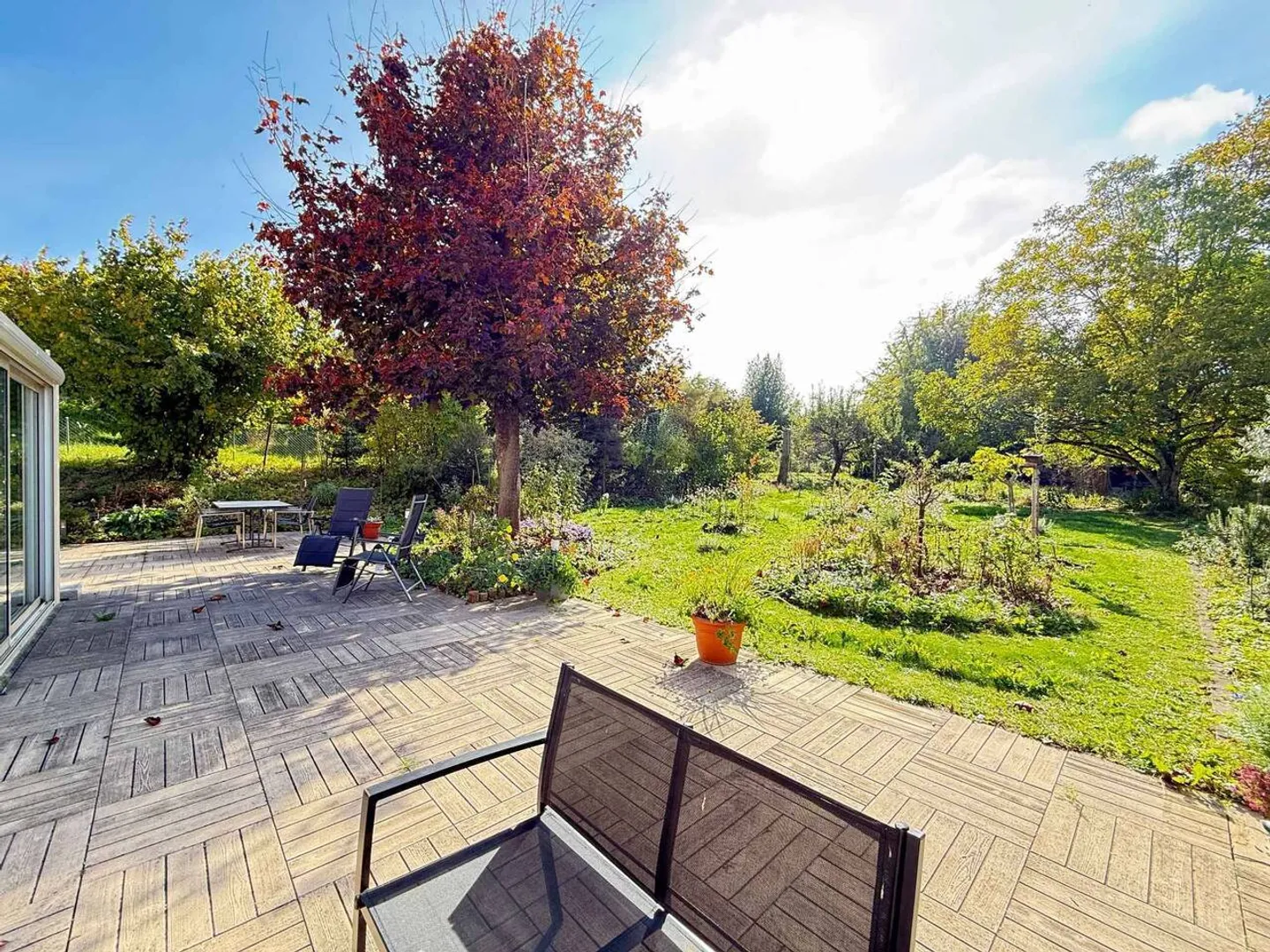 An exceptional villa in Yverdon: nature, modernity, and serenity - Photo 2 of 13