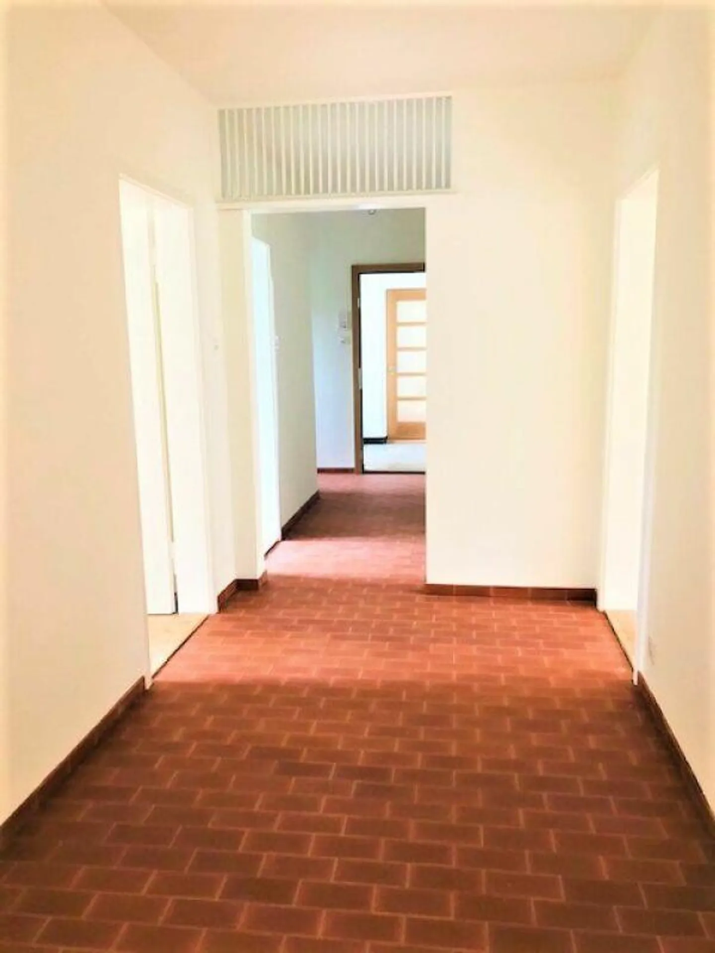 Appartement moderne et lumineux de 4 1/2 pièces au 1er étage - Photo 13 sur 15