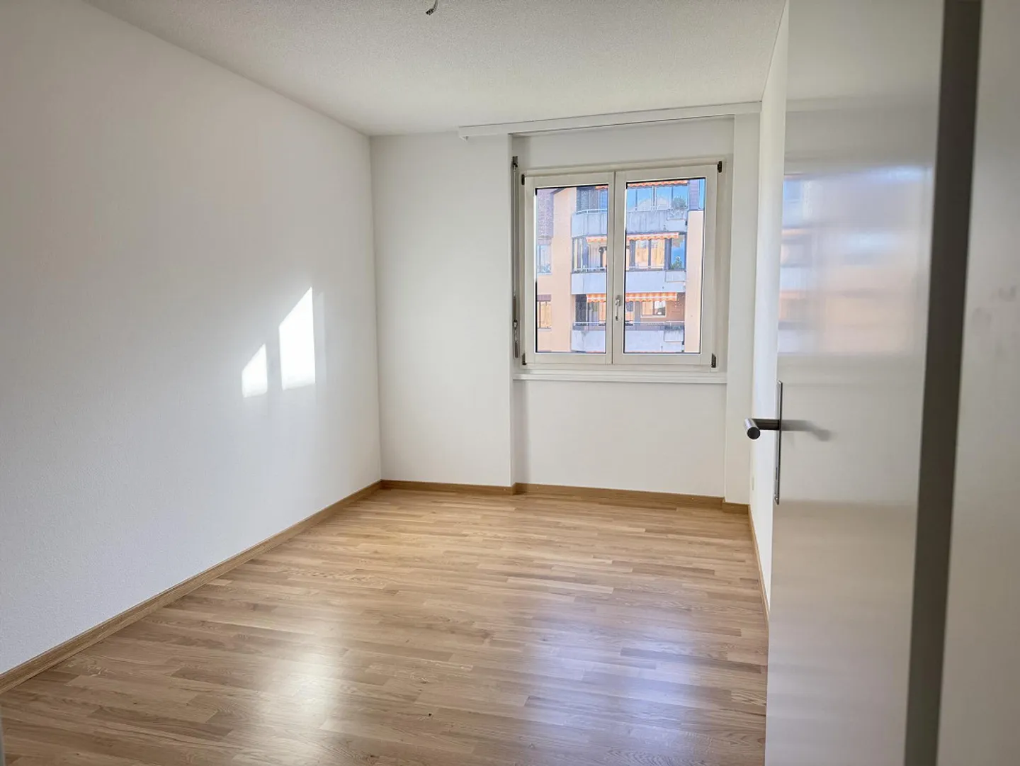 Charmante 3.5-Zimmerwohnung an bevorzugter Lage zu mieten! - Foto 1 di 9