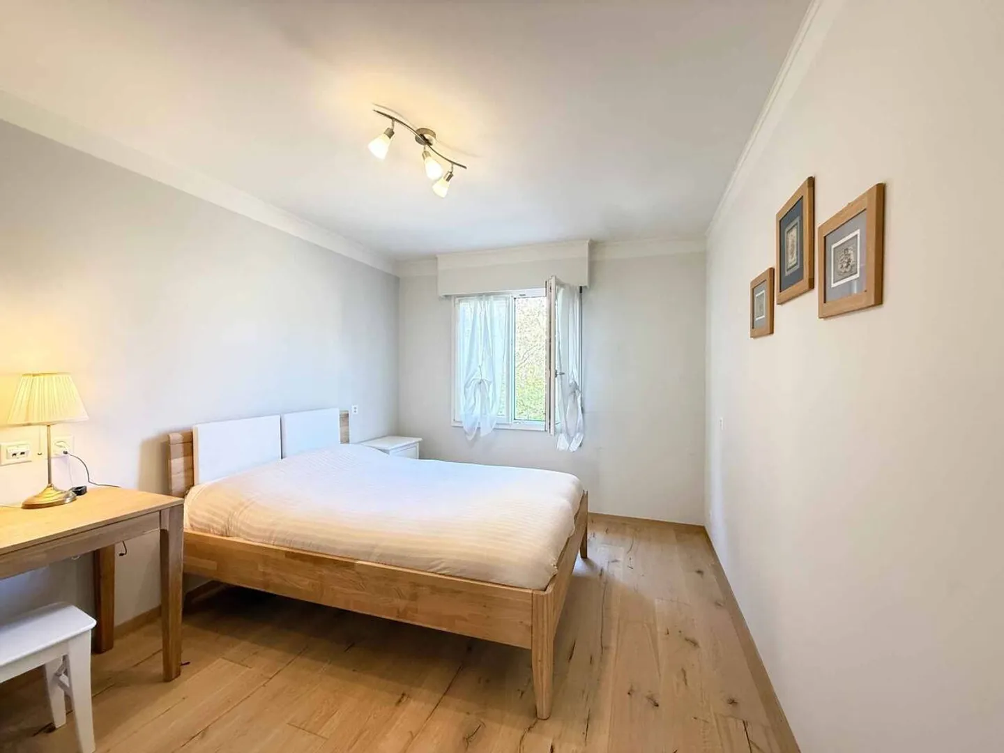 An exceptional villa in Yverdon: nature, modernity, and serenity - Photo 11 of 13