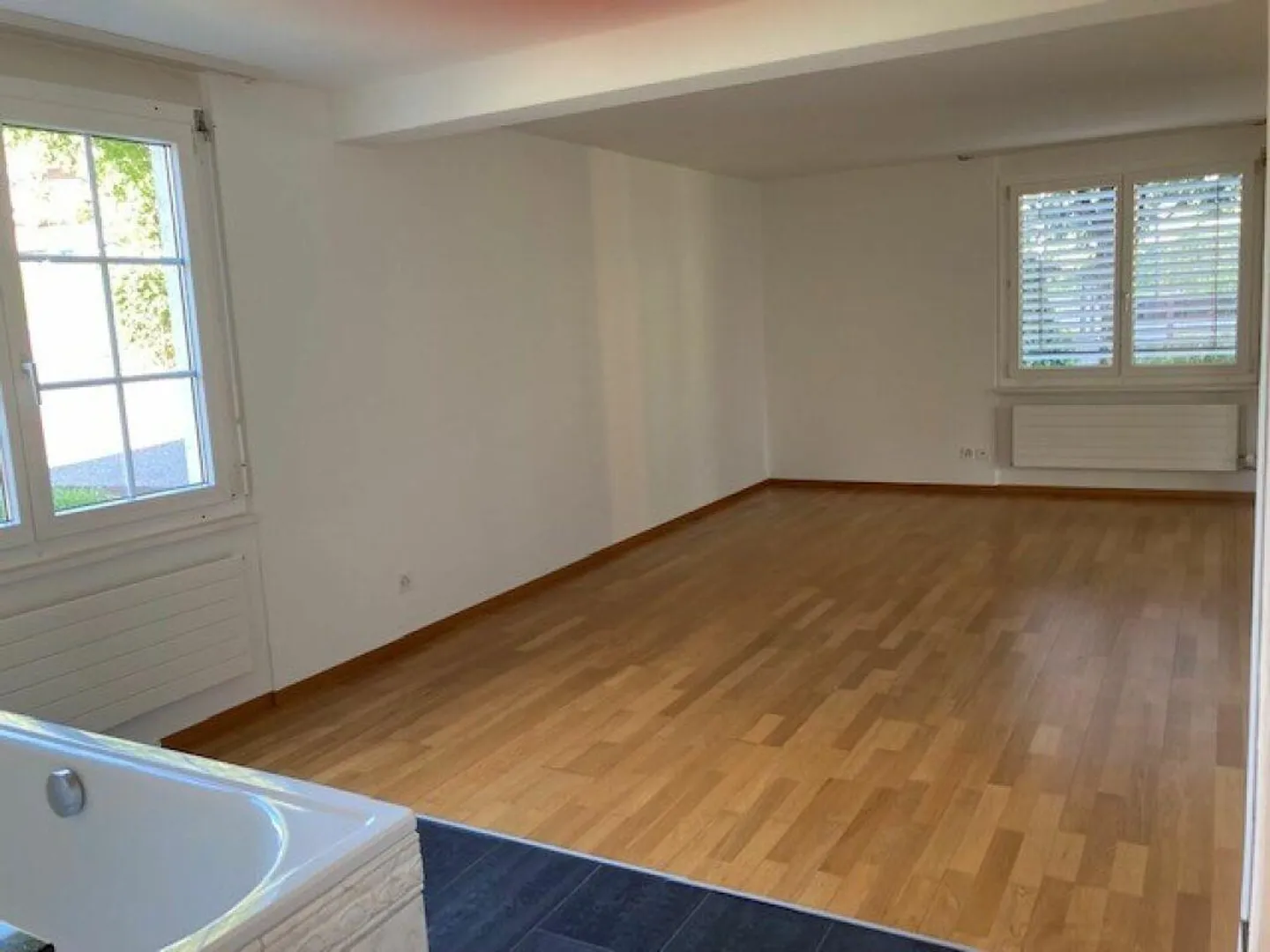 Offene 3-Zimmer-Parterrewohnung / 1. OG - Foto 4 von 6