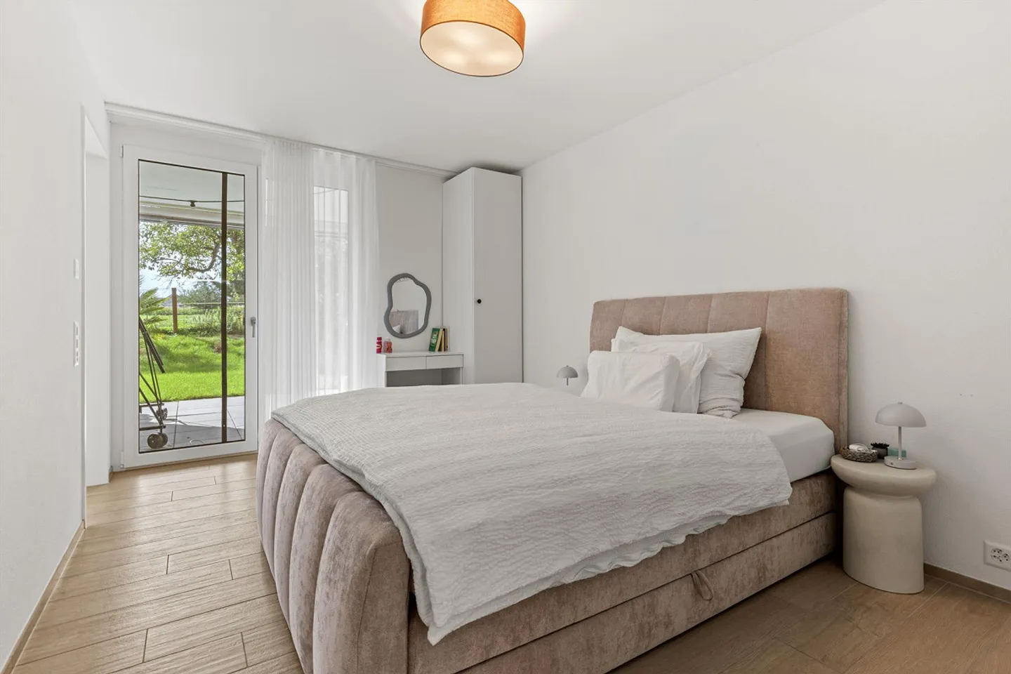 Dreamlike 3.5 Room Apartment with Large Garden & Open Field View - Photo 7 of 13