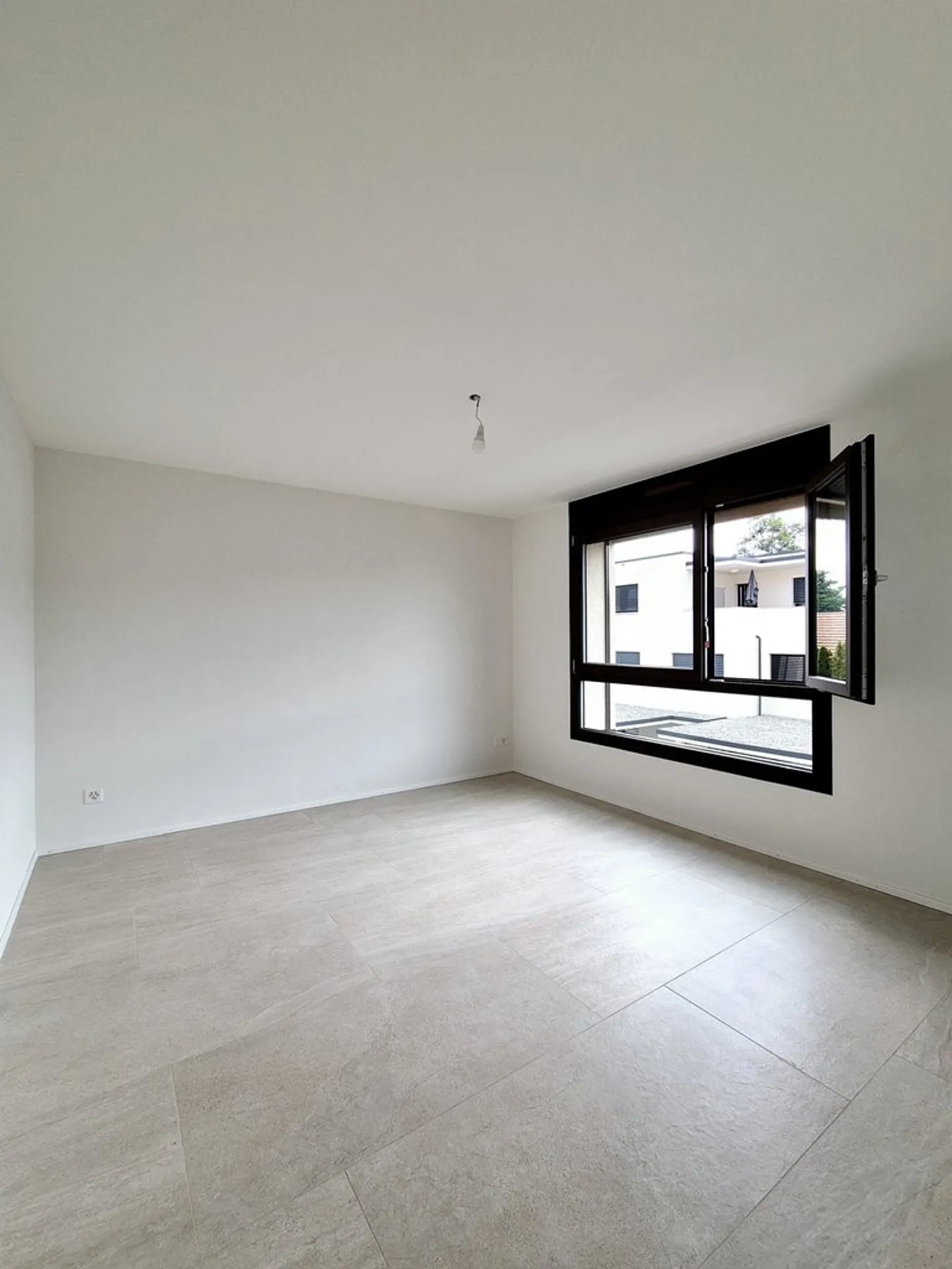 Superb opportunity to seize - Photo 5 of 6