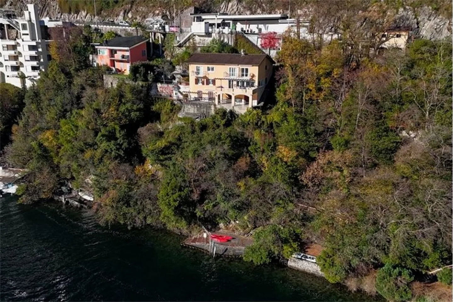 Immeuble résidentiel à vendre - Photo 1 sur 13