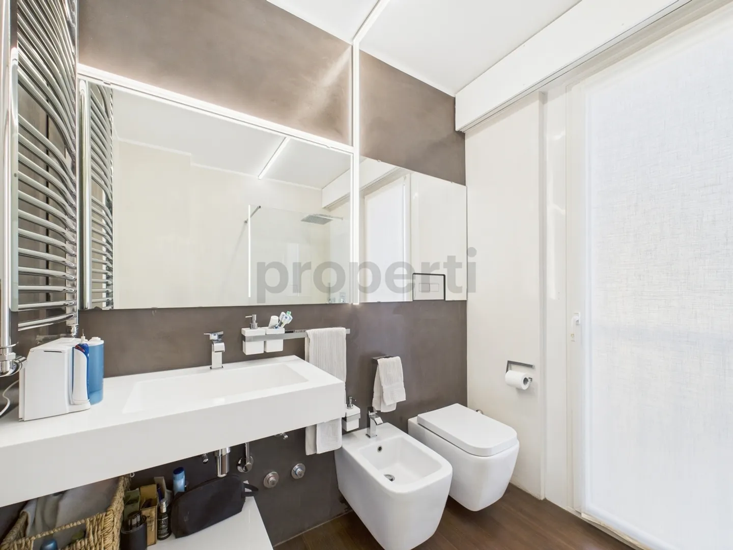 Elegante 5,5-Zimmer-Wohnung in Sorengo - Foto 10 von 12