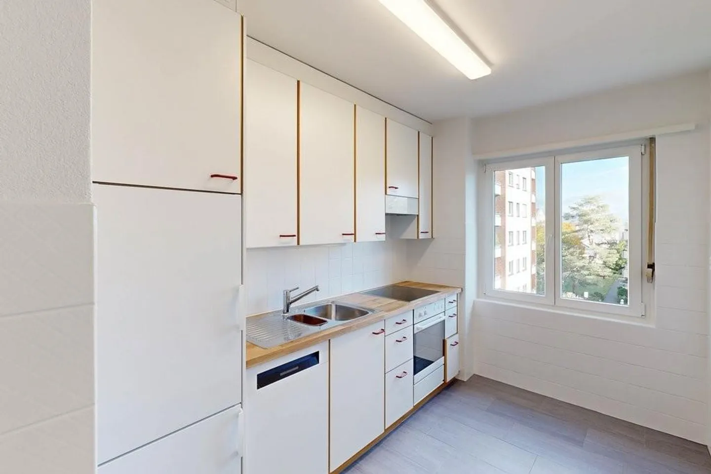 Helle Wohnung mit Waschtrockner - Foto 5 von 12