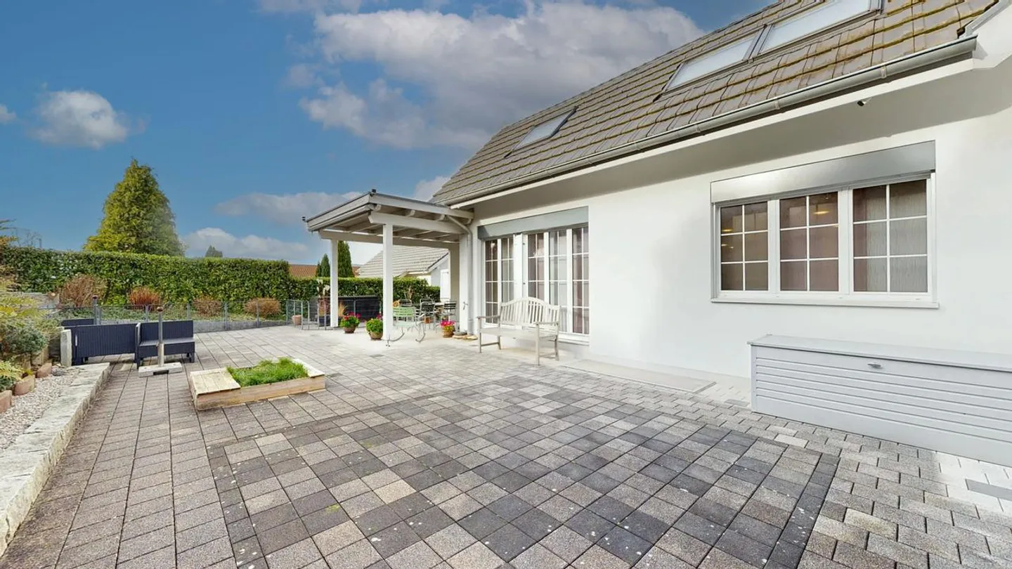 Casa bifamiliare adatta alle famiglie con 5,5 stanze, camino e sauna - Foto 11 di 12