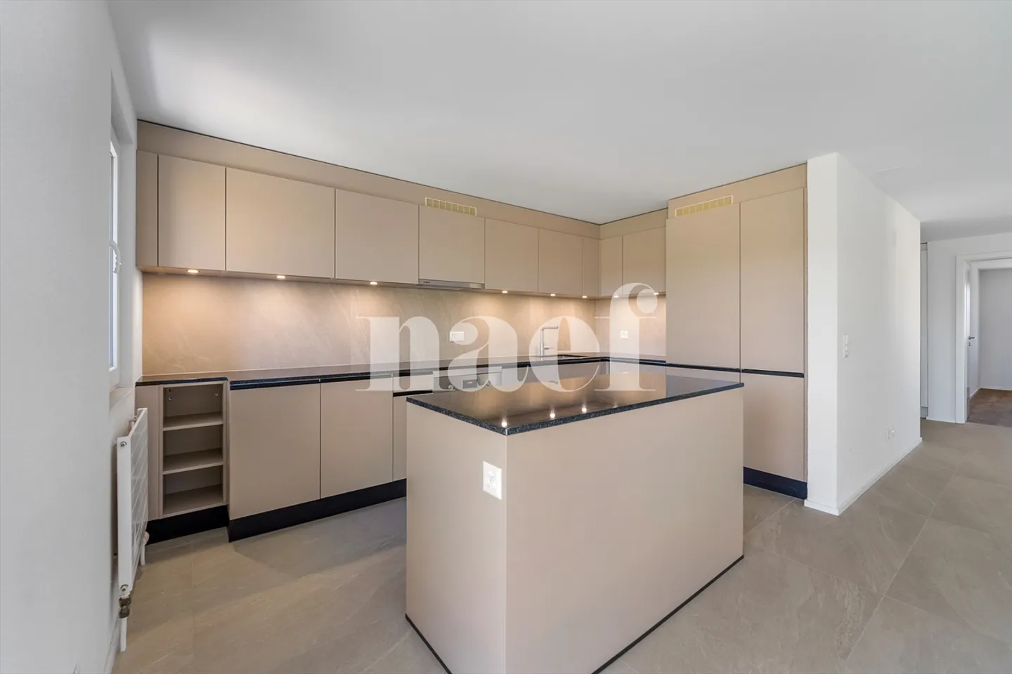 Fully renovated 4.5-room apartment for sale in Fétigny - Photo 2 of 7
