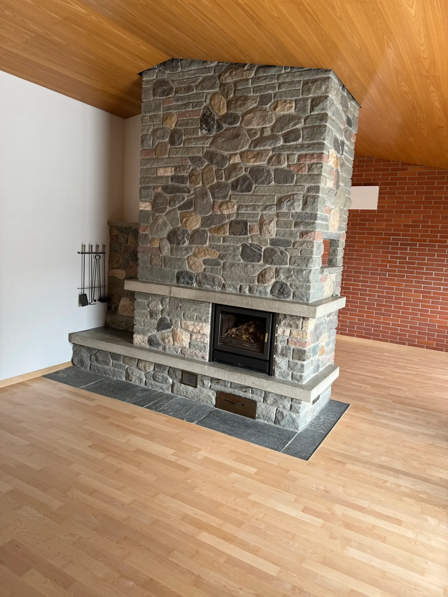 Appartement de 4,5 pièces de rêve avec espace jardin privé - Photo 2 sur 7